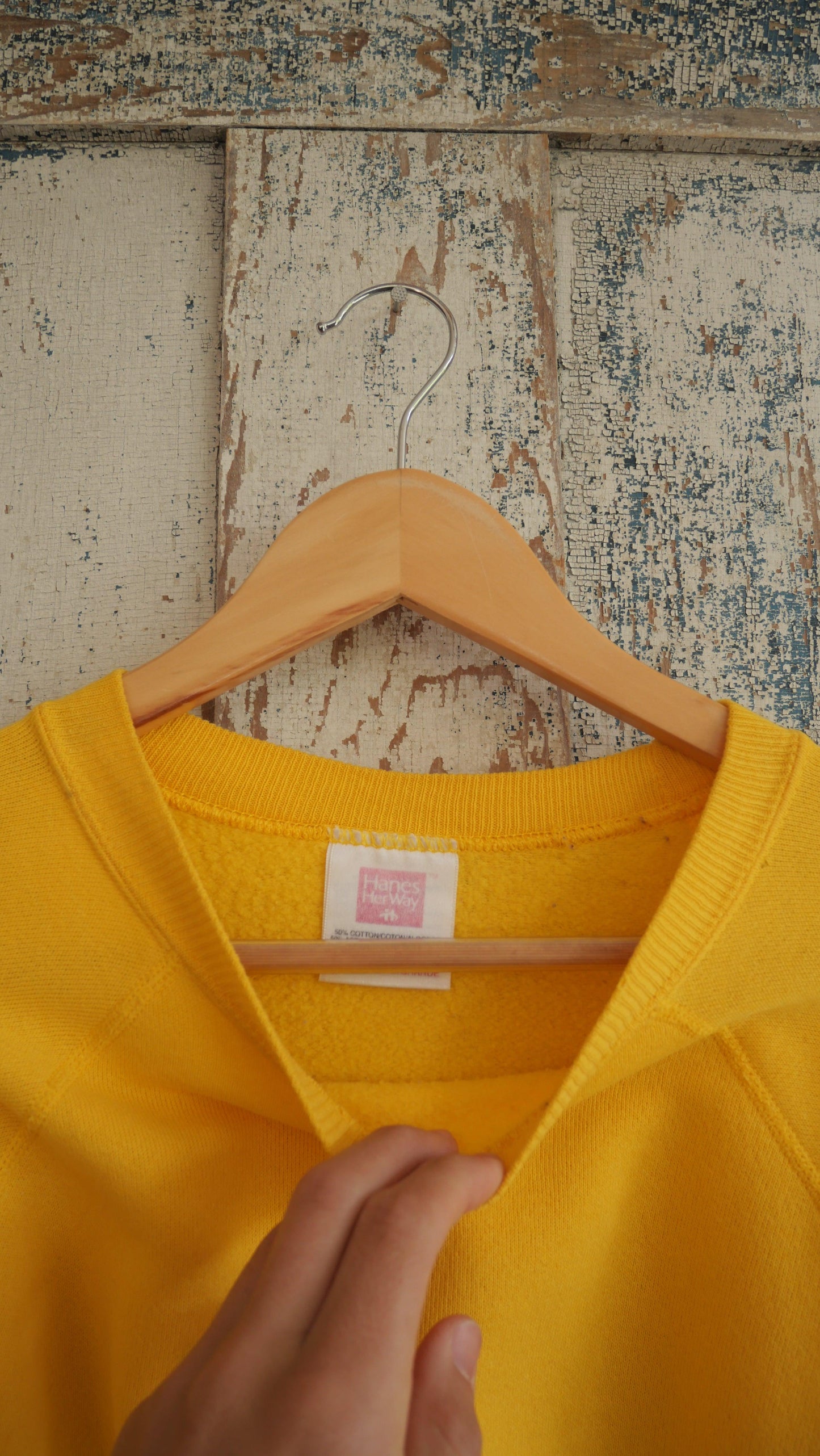 1980s Yellow Raglan Crewneck | L