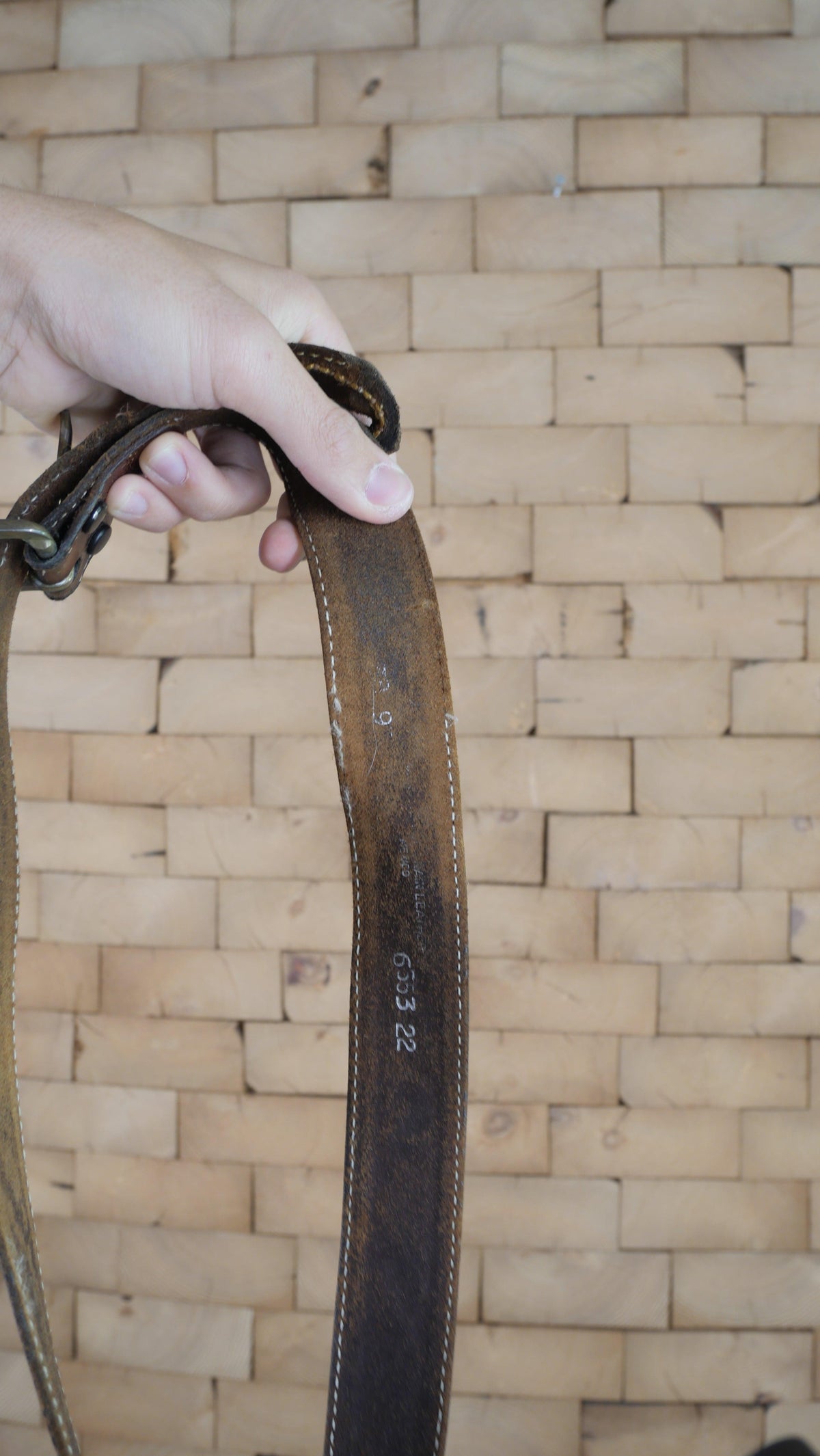 1970s Embossed Leather Belt | 30