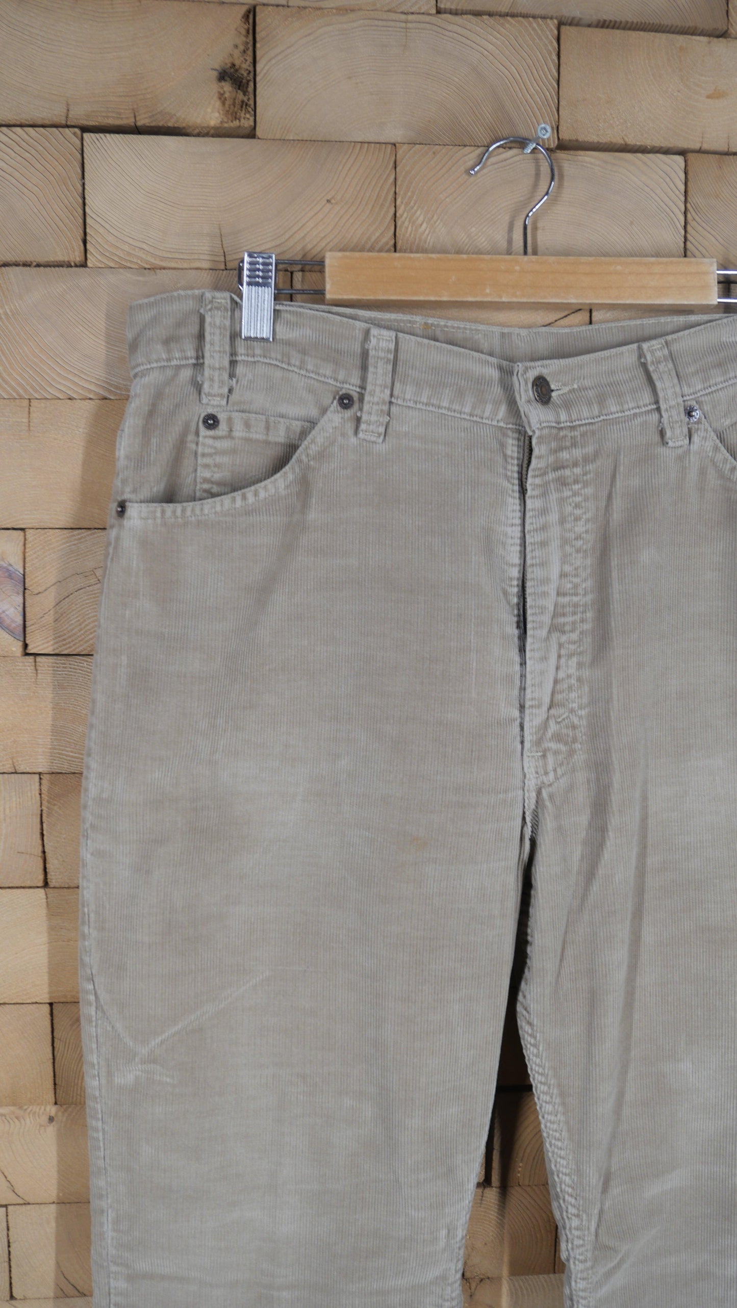 1980s Levi's Corduroy Pants | 36