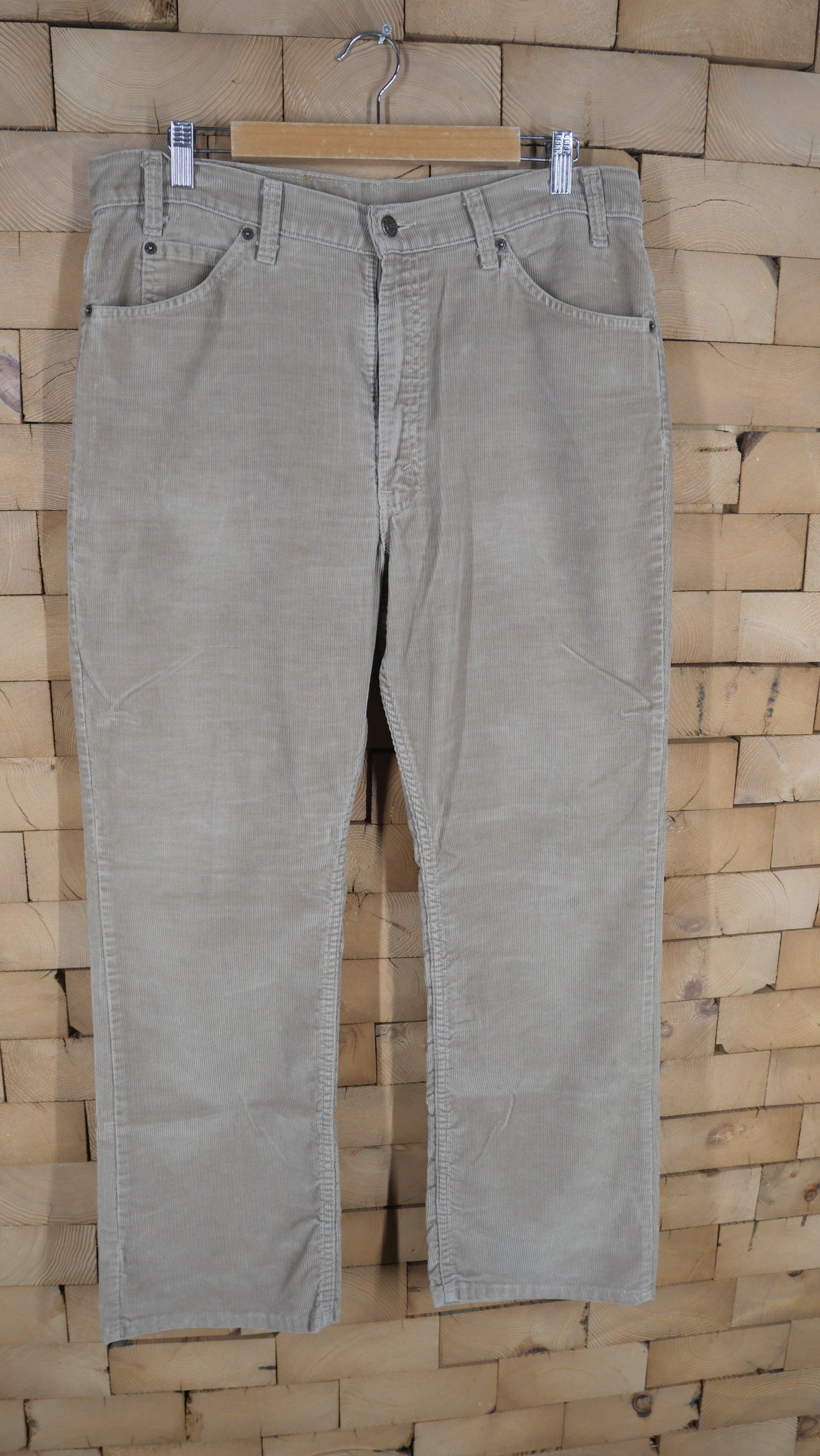 1980s Levi's Corduroy Pants | 36
