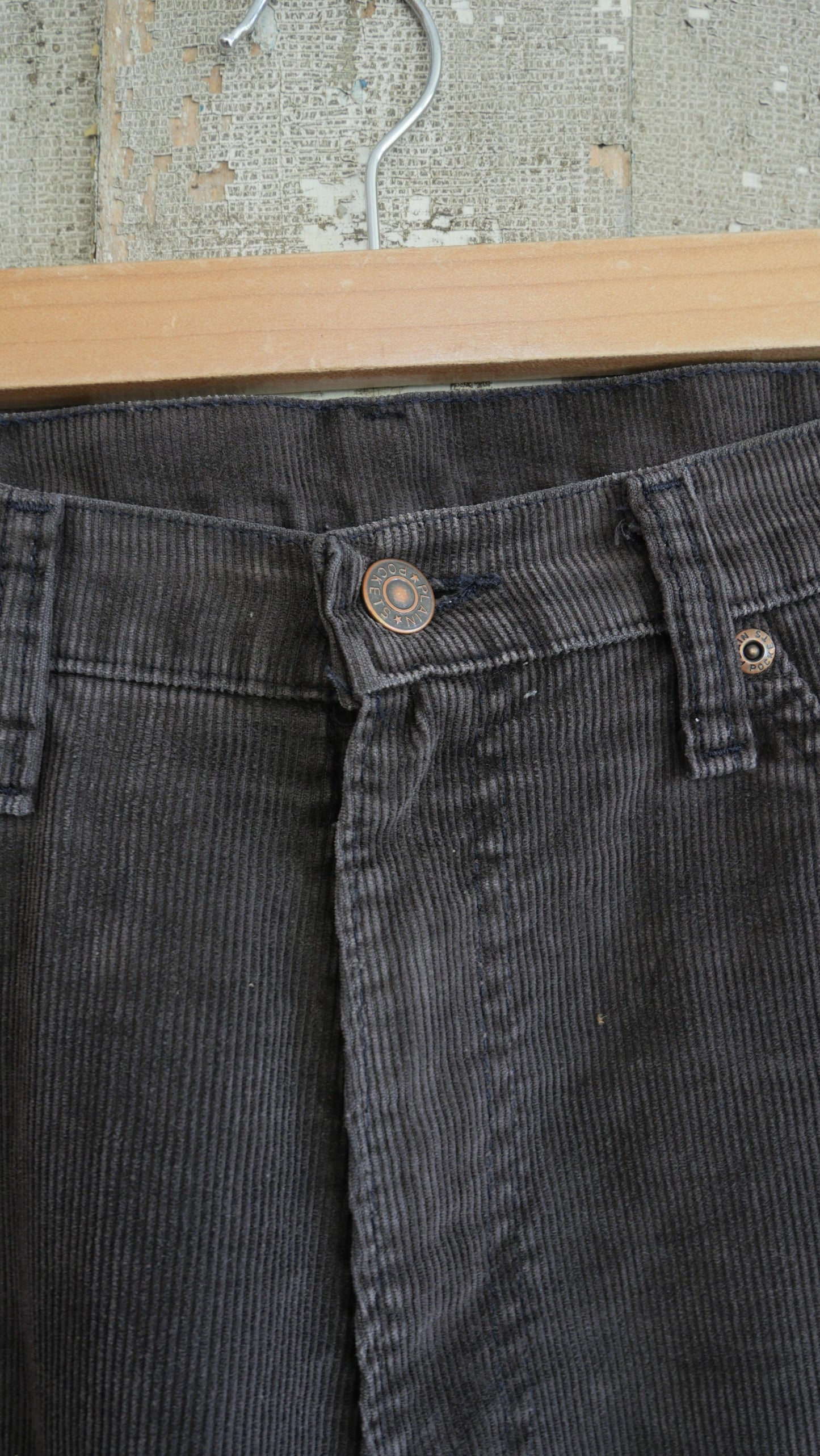 1970s Flared Corduroy Pants | 34