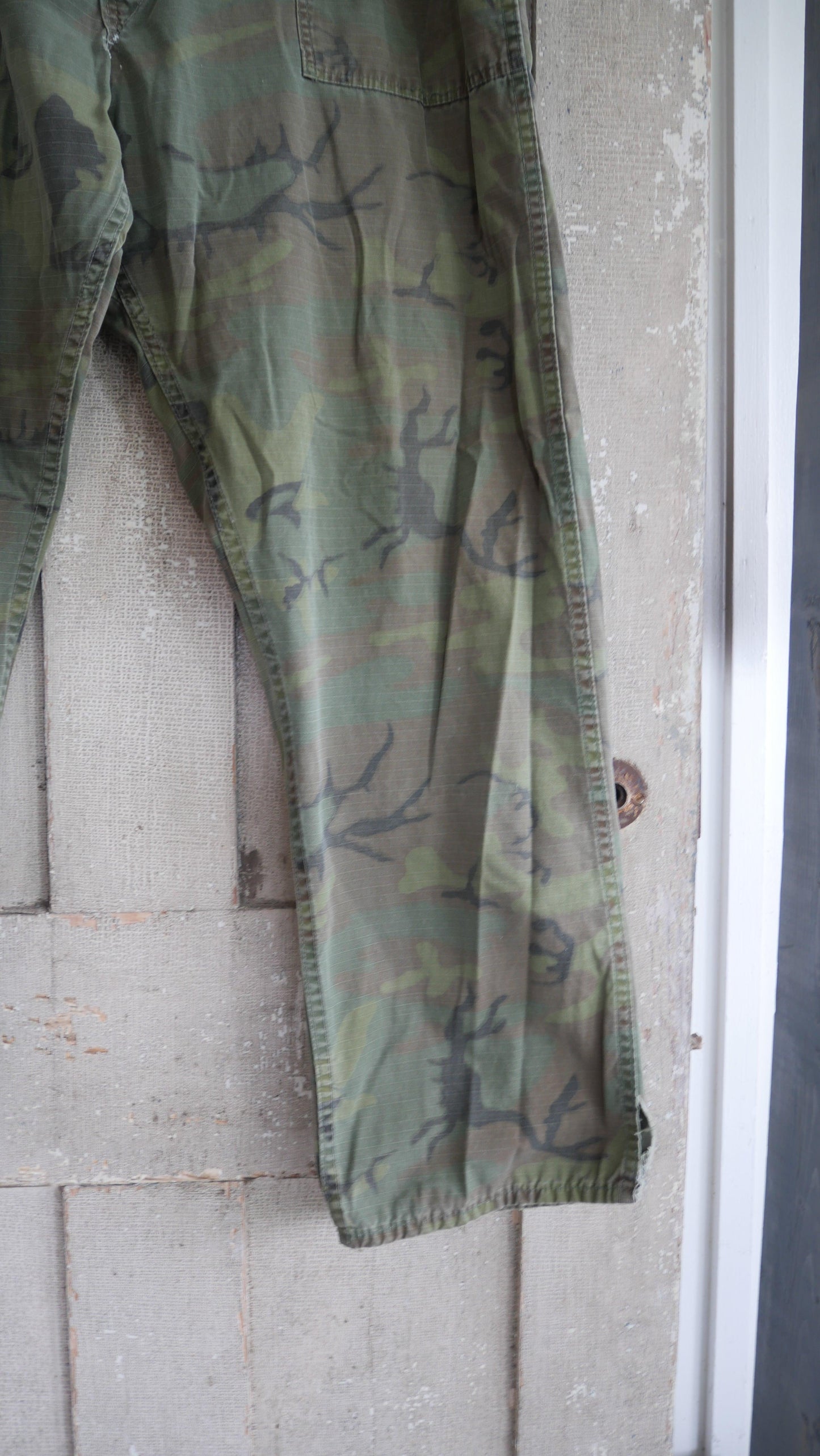 1970s Camo Baggy Pants | 35