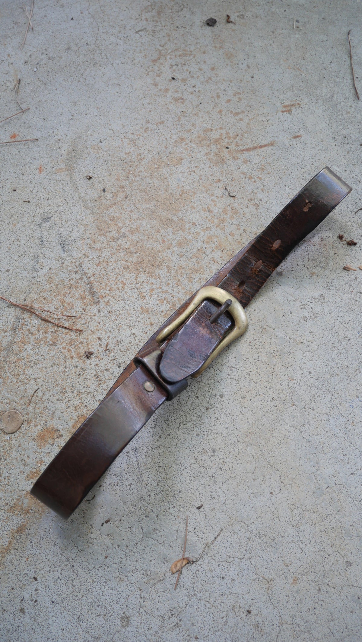 1970s Big Buckle Leather Belt | 30