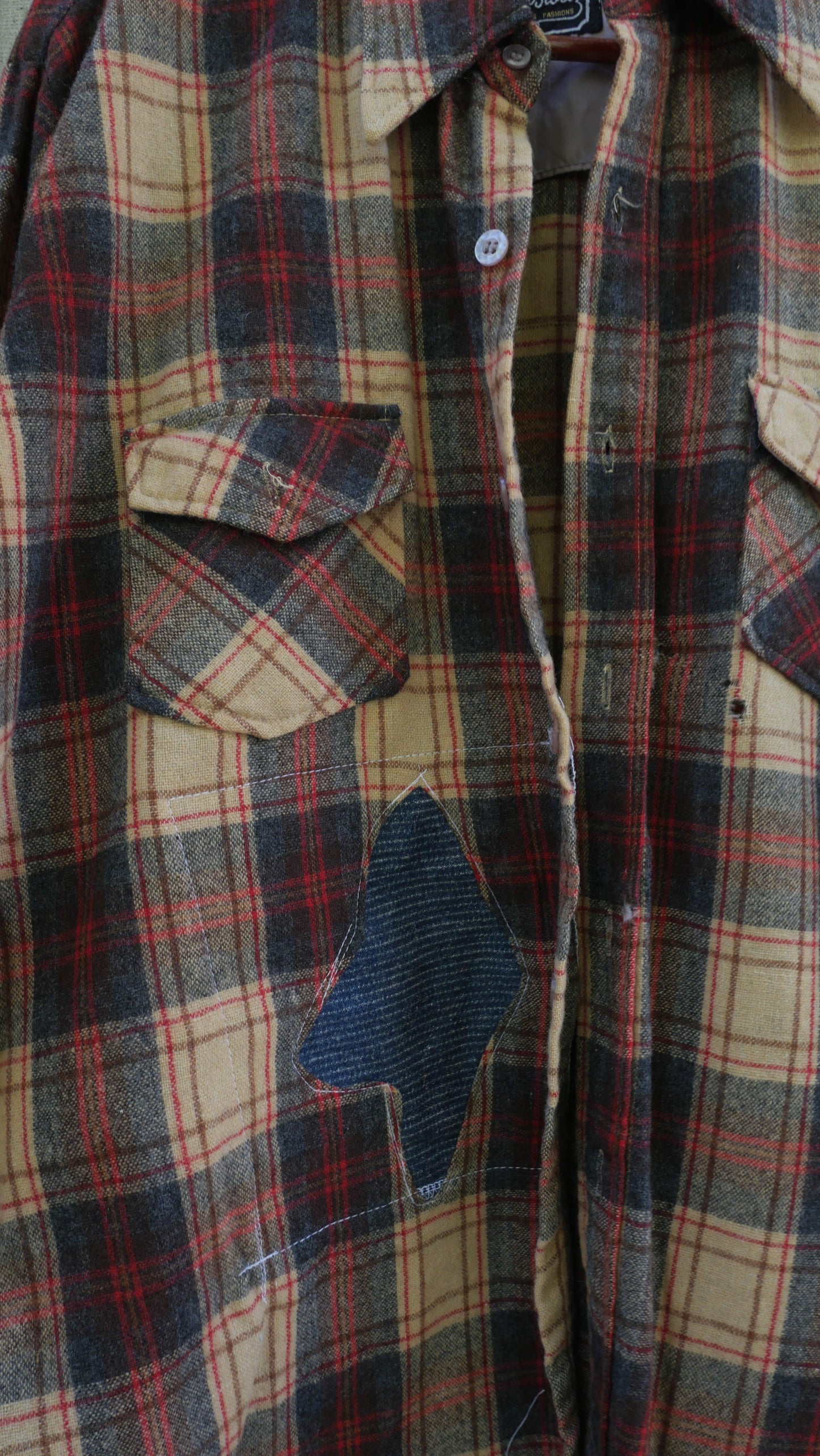 1970s Wool Repaired Red Flannel | L