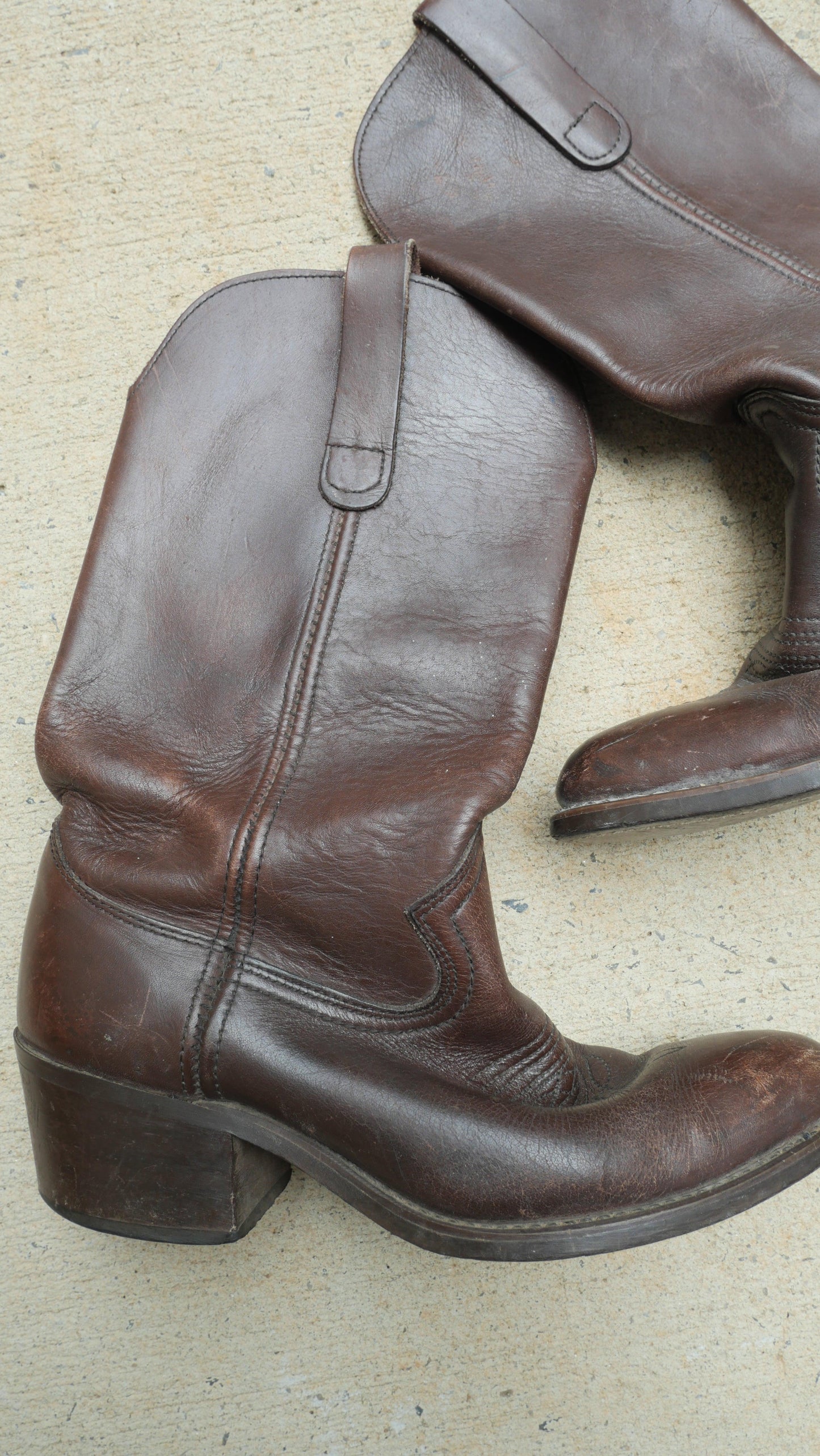 1970s Brown Cowboy Boots | 7