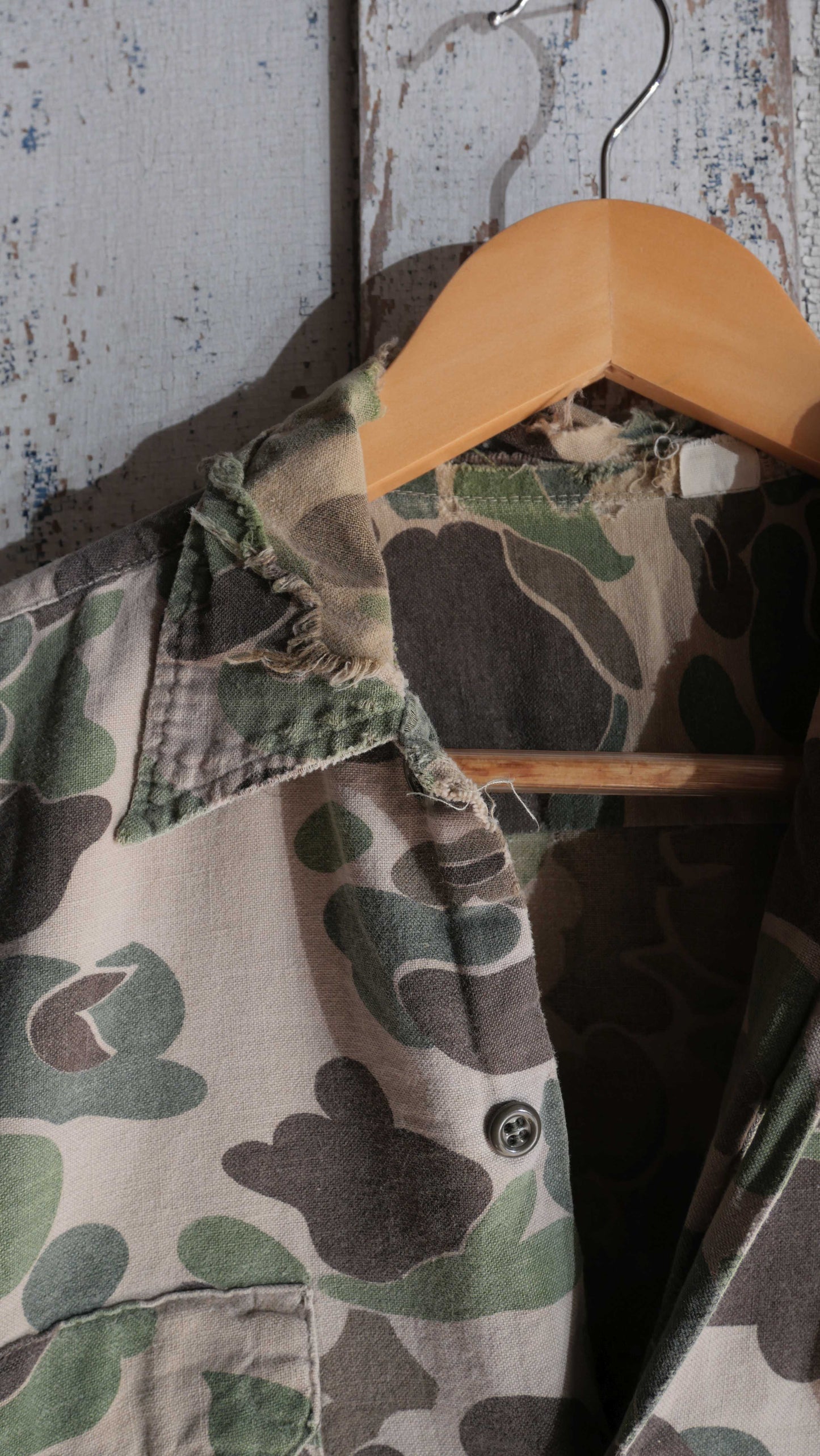 1970s Duck Camo Distressed Shirt | M