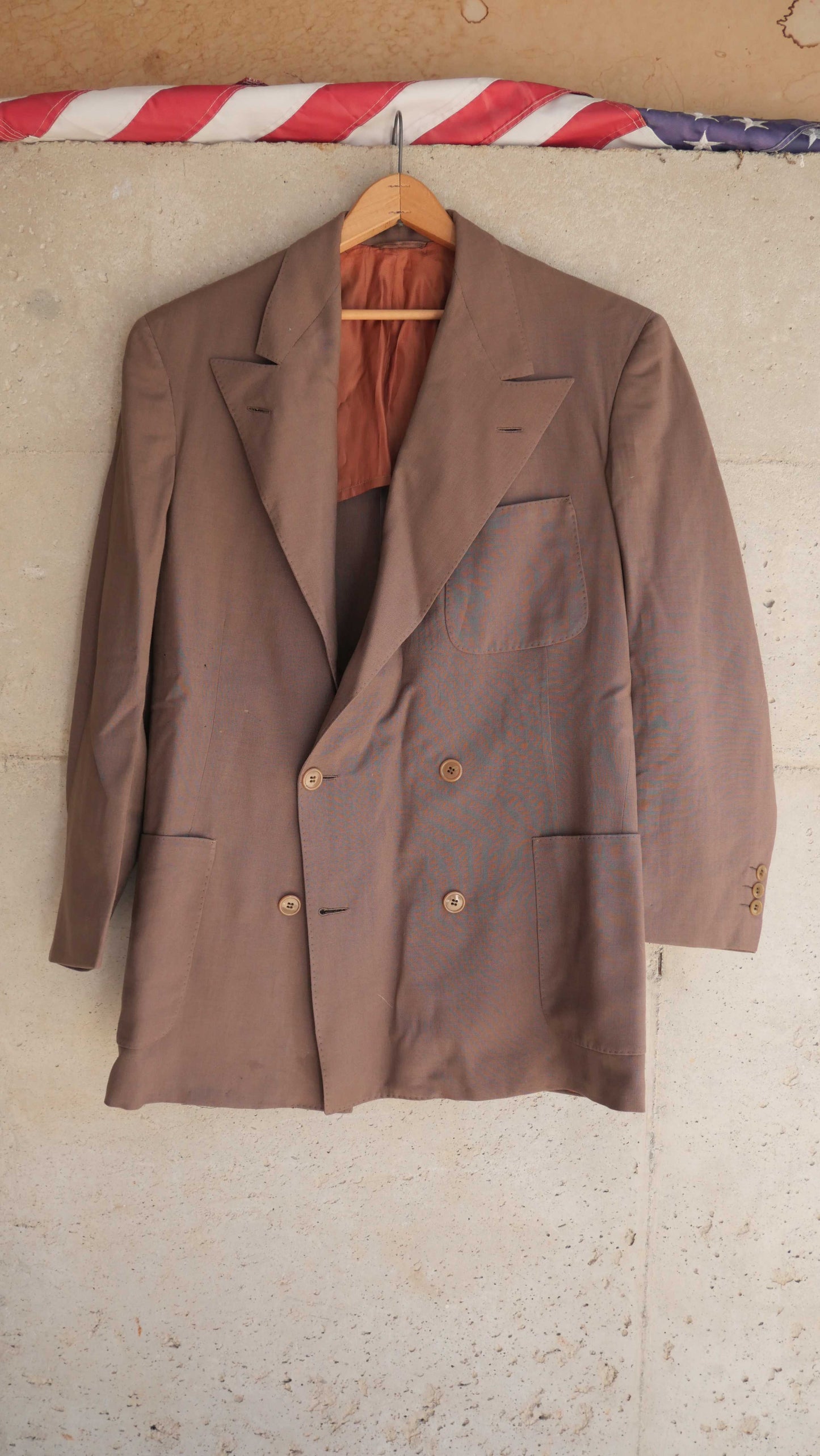 1970s Brown Double Breasted Coat | L