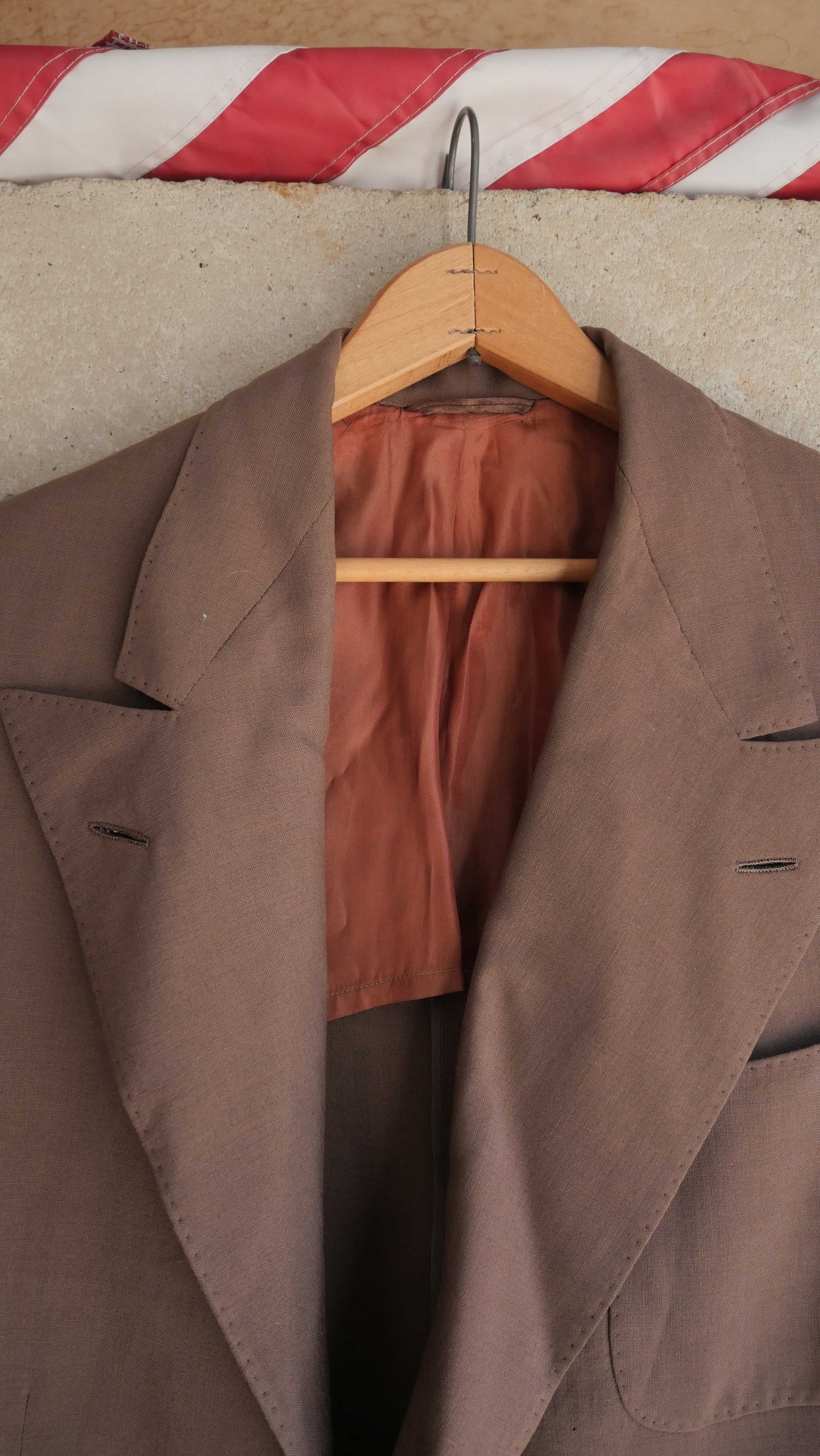 1970s Brown Double Breasted Coat | L
