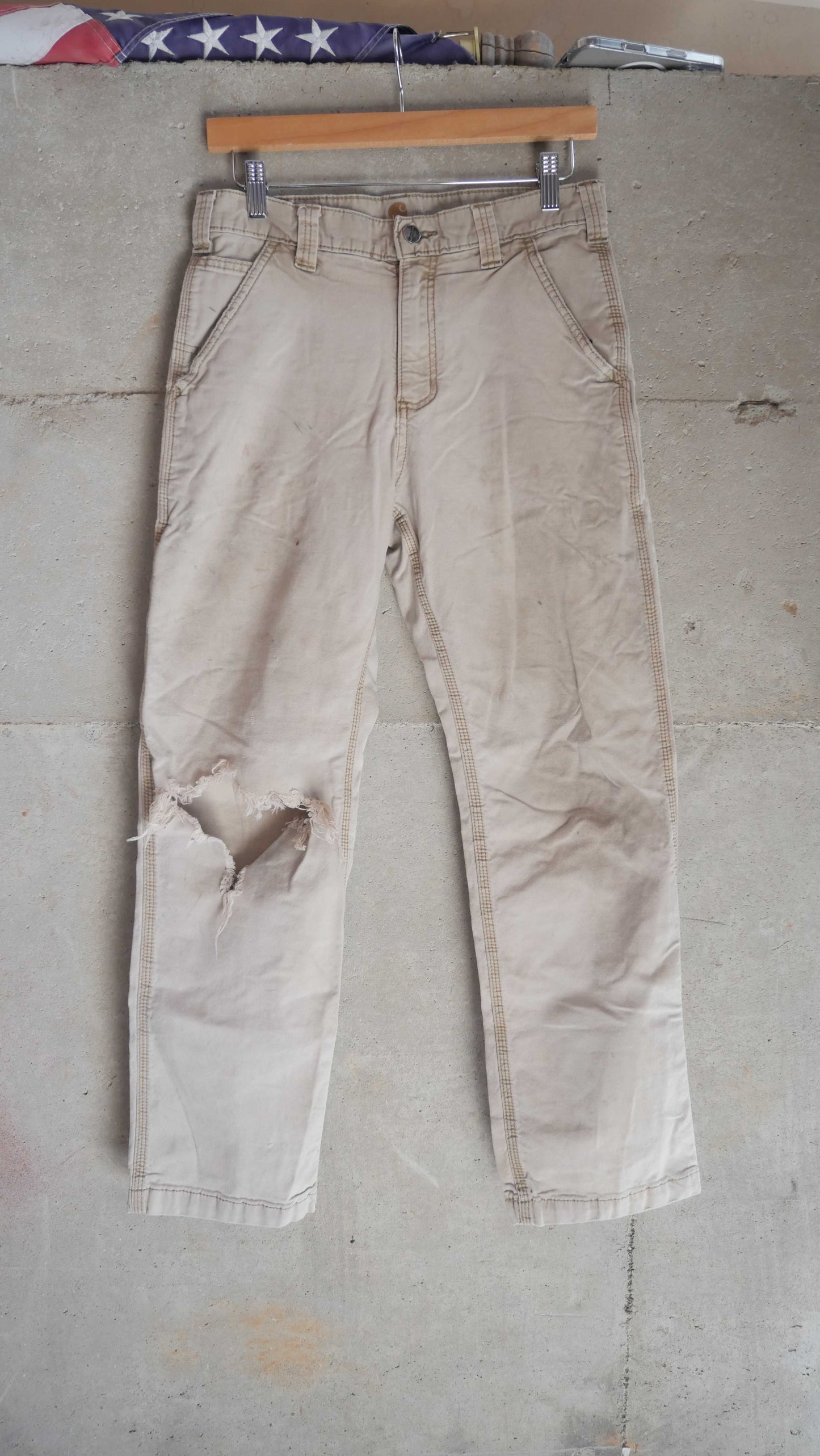 2000s Distressed Carhartt Pants | 30