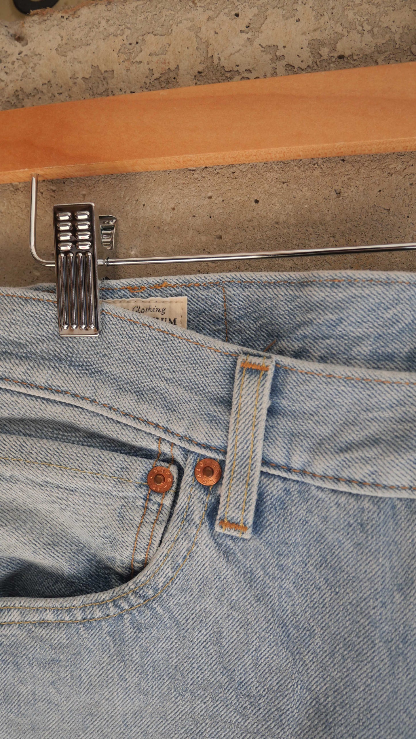 2000s Light Wash 501 Levi's | 34