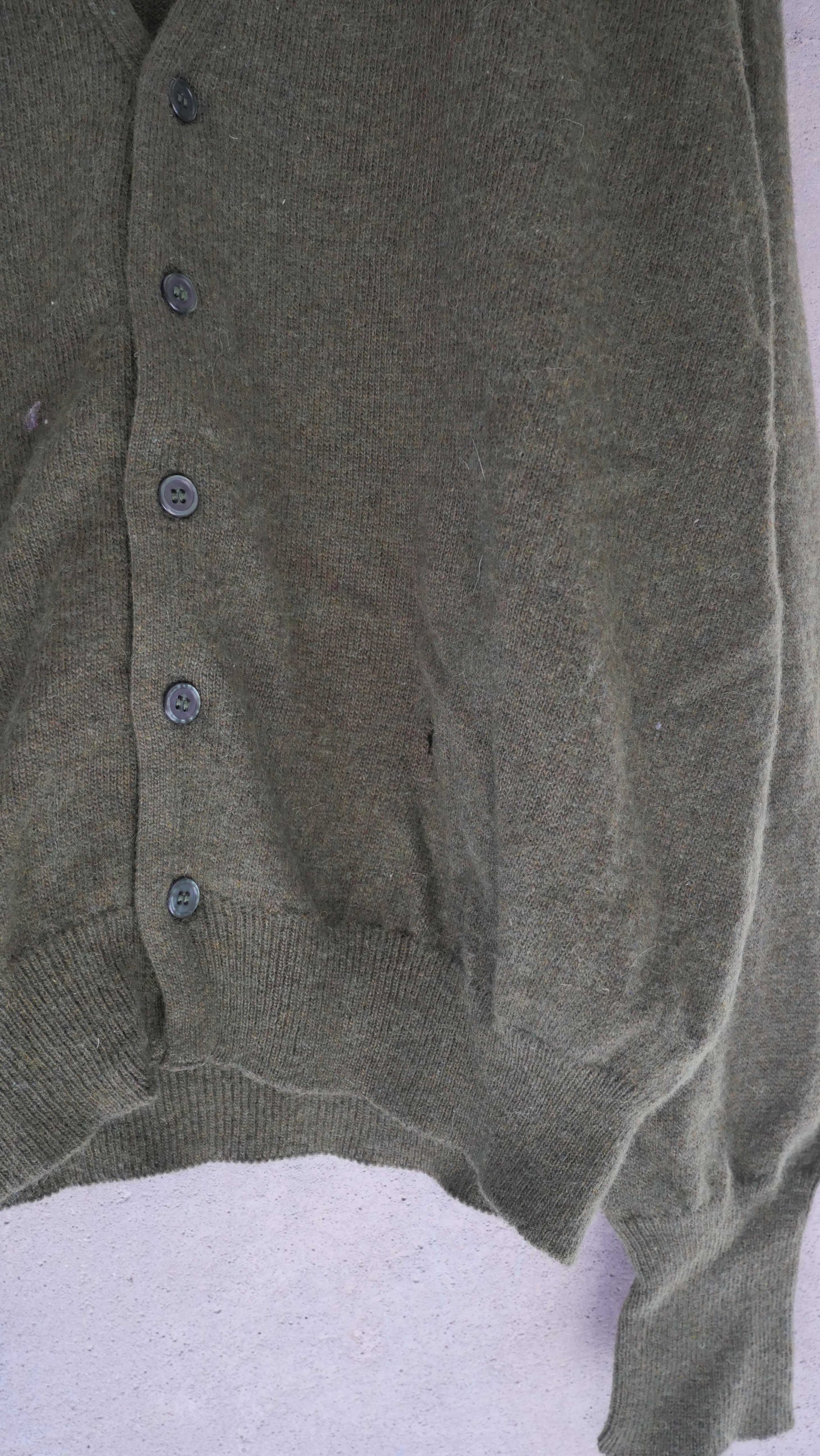 1970s Boxy Olive Wool Sweater | L