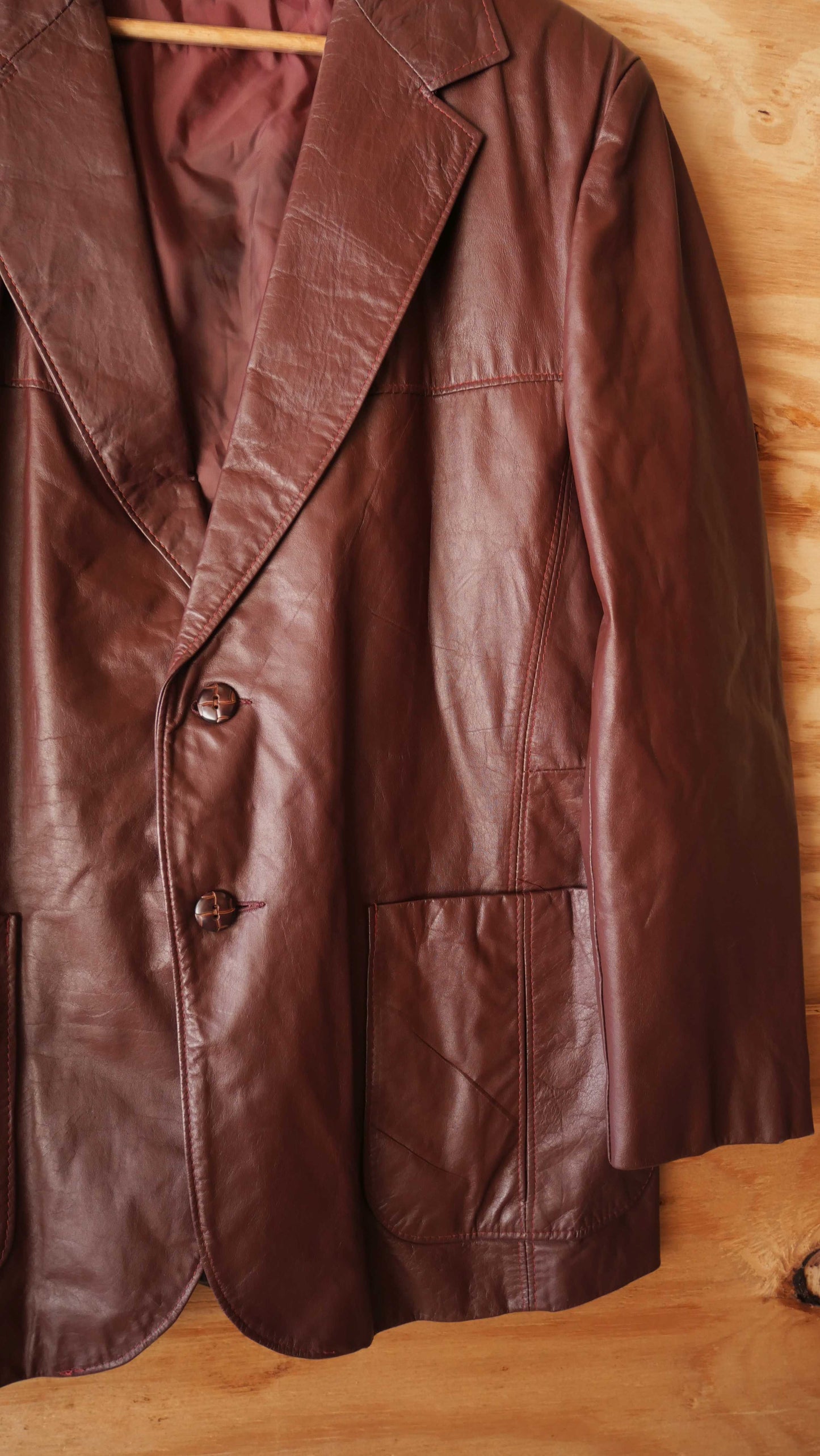 1970s Cherry Leather | XL