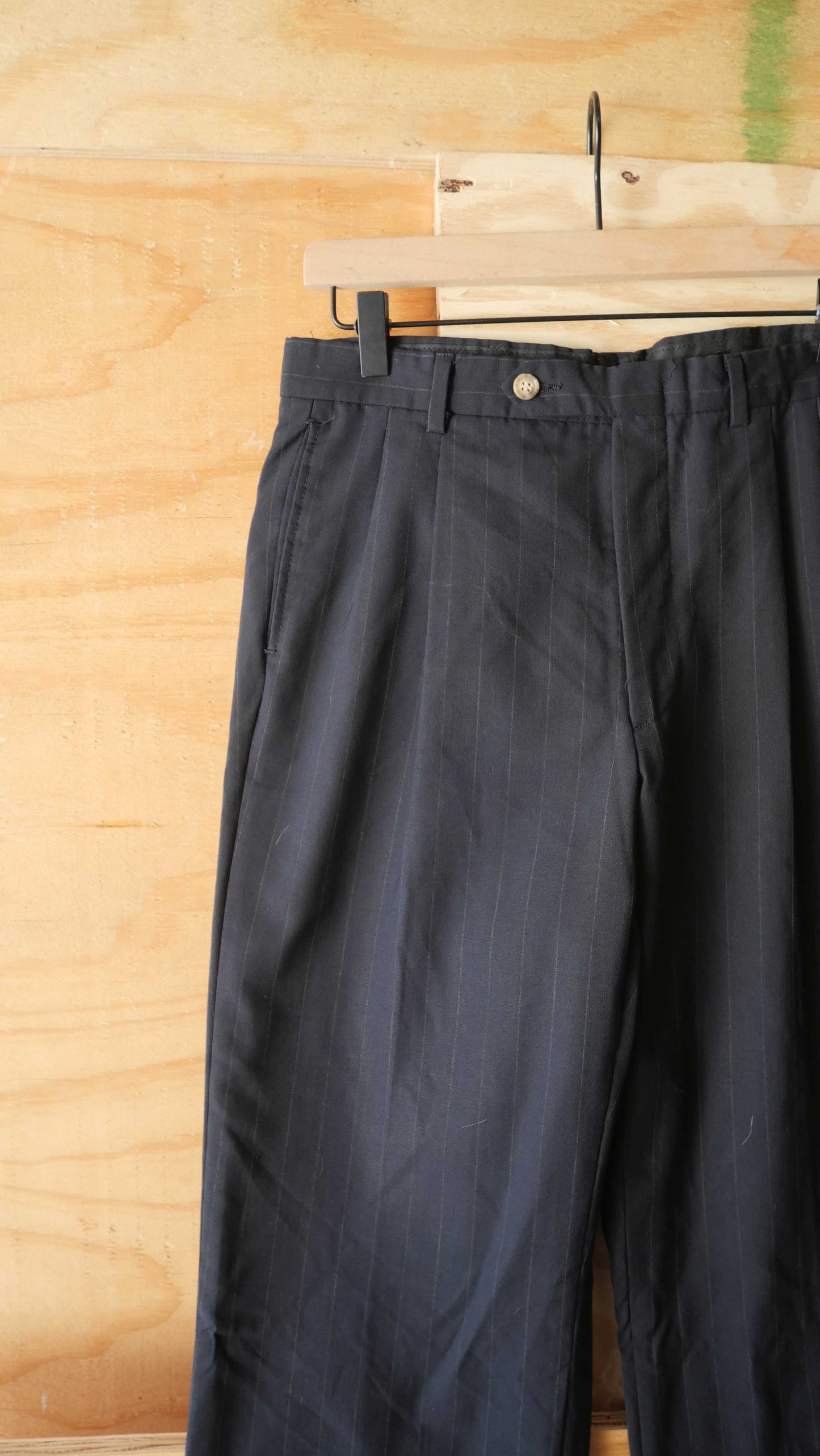 1980s Pin Stripe Pleated Slacks | 31