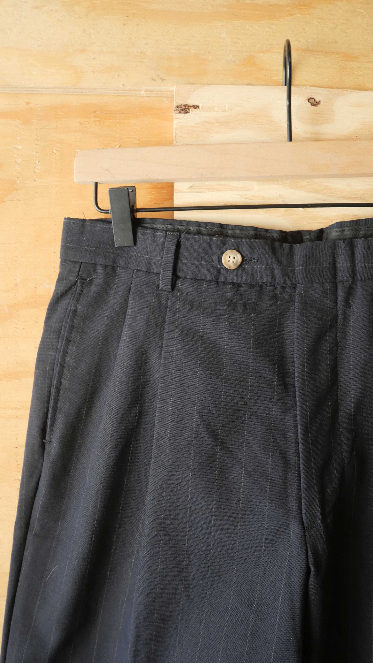 1980s Pin Stripe Pleated Slacks | 31