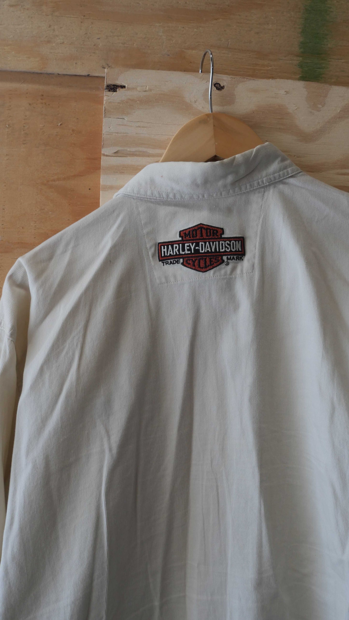 2000s Harley Cream Button Up Shirt | M