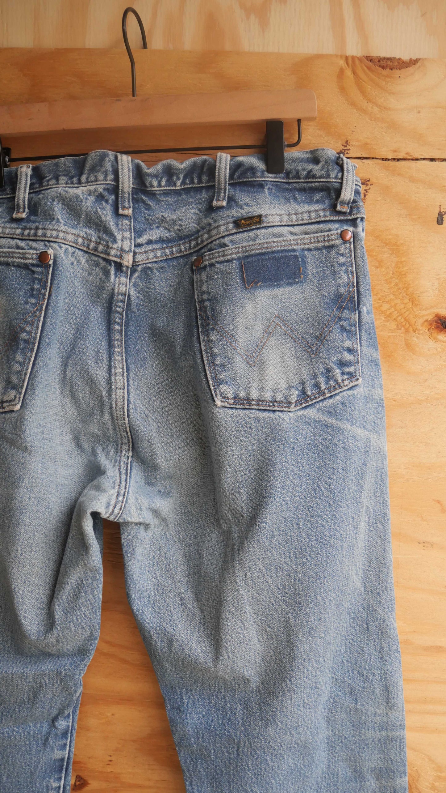 1980s Faded Wrangler Denim | 37