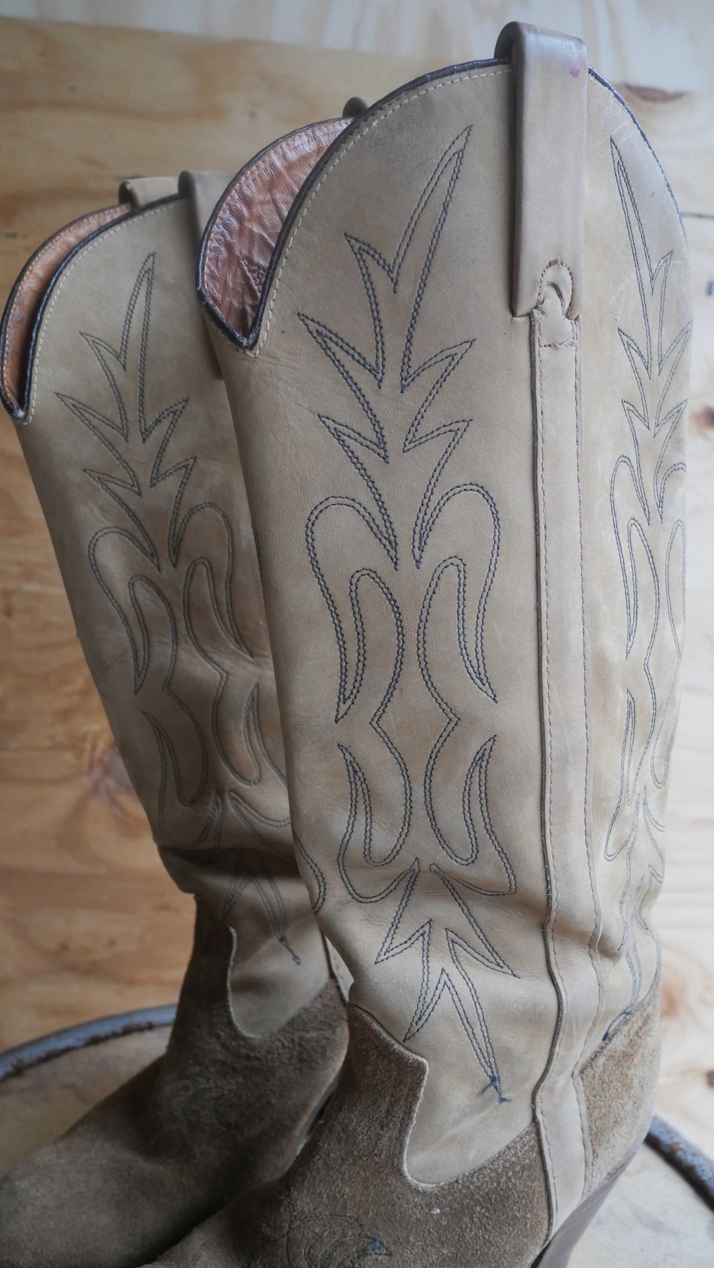 1980s Suede Boots | 7.5