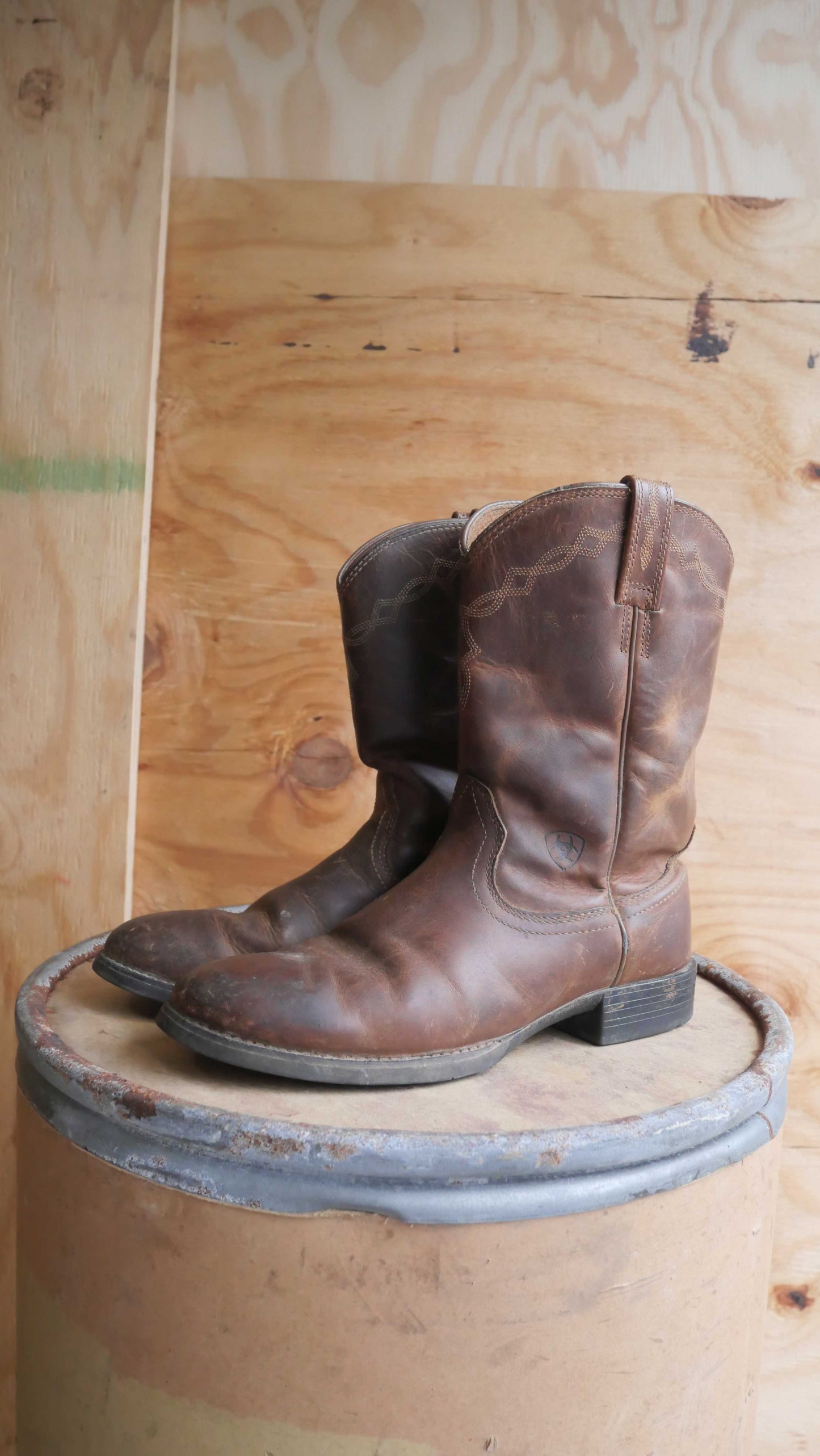 2000s Ariat Cowboy Boots | 9