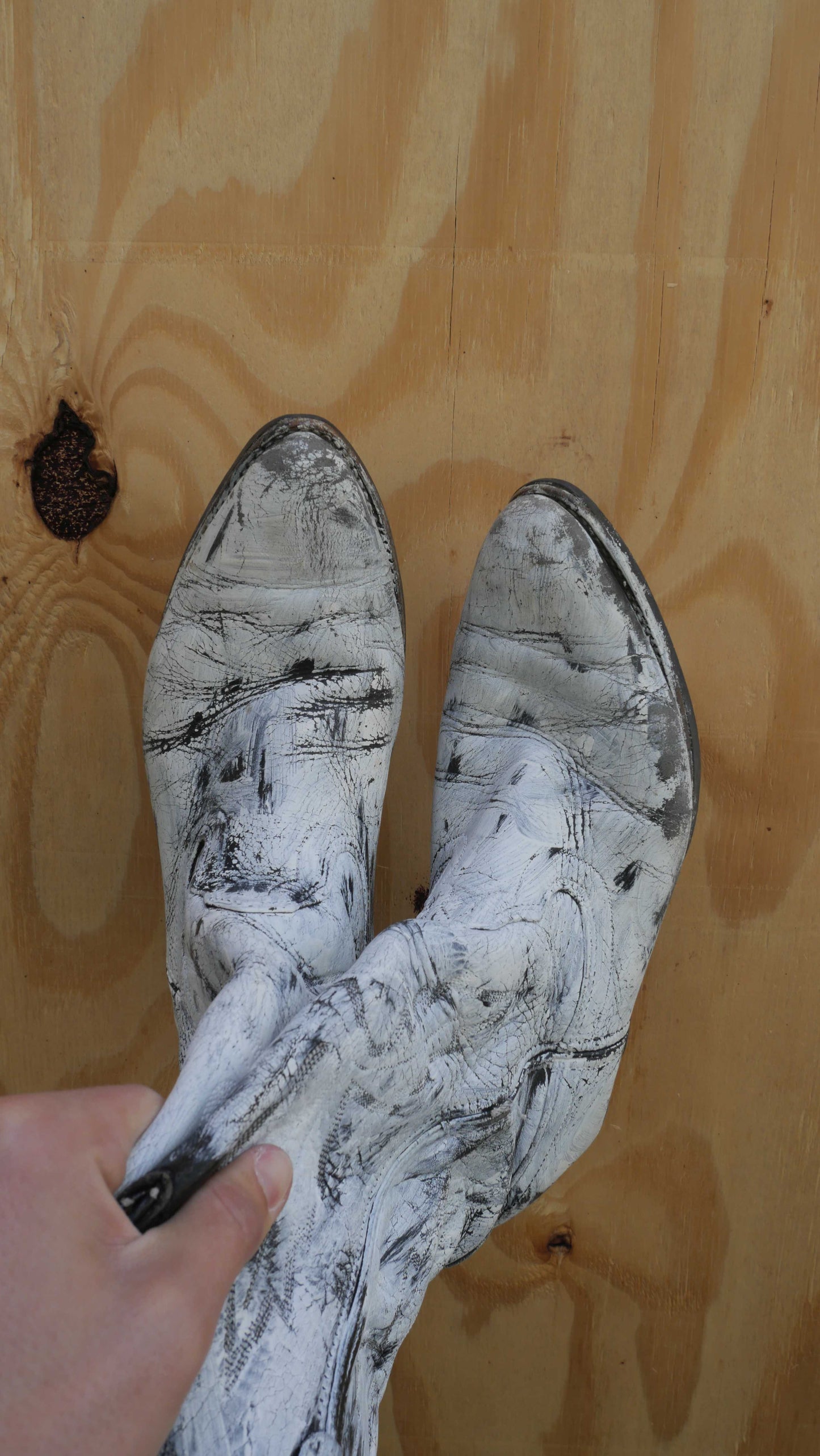 1990s Painted Cowboy Boots | 9.5