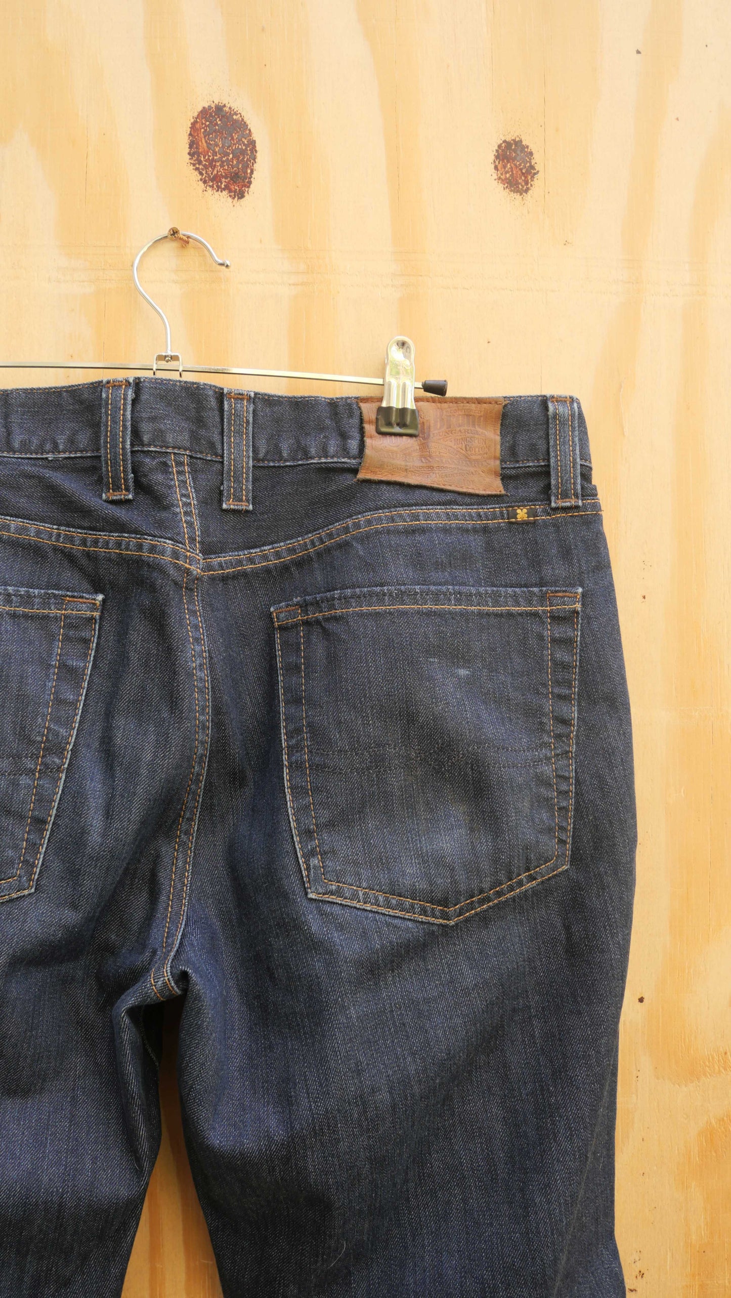2000s Dark Wash Boot Cut Jeans | 33