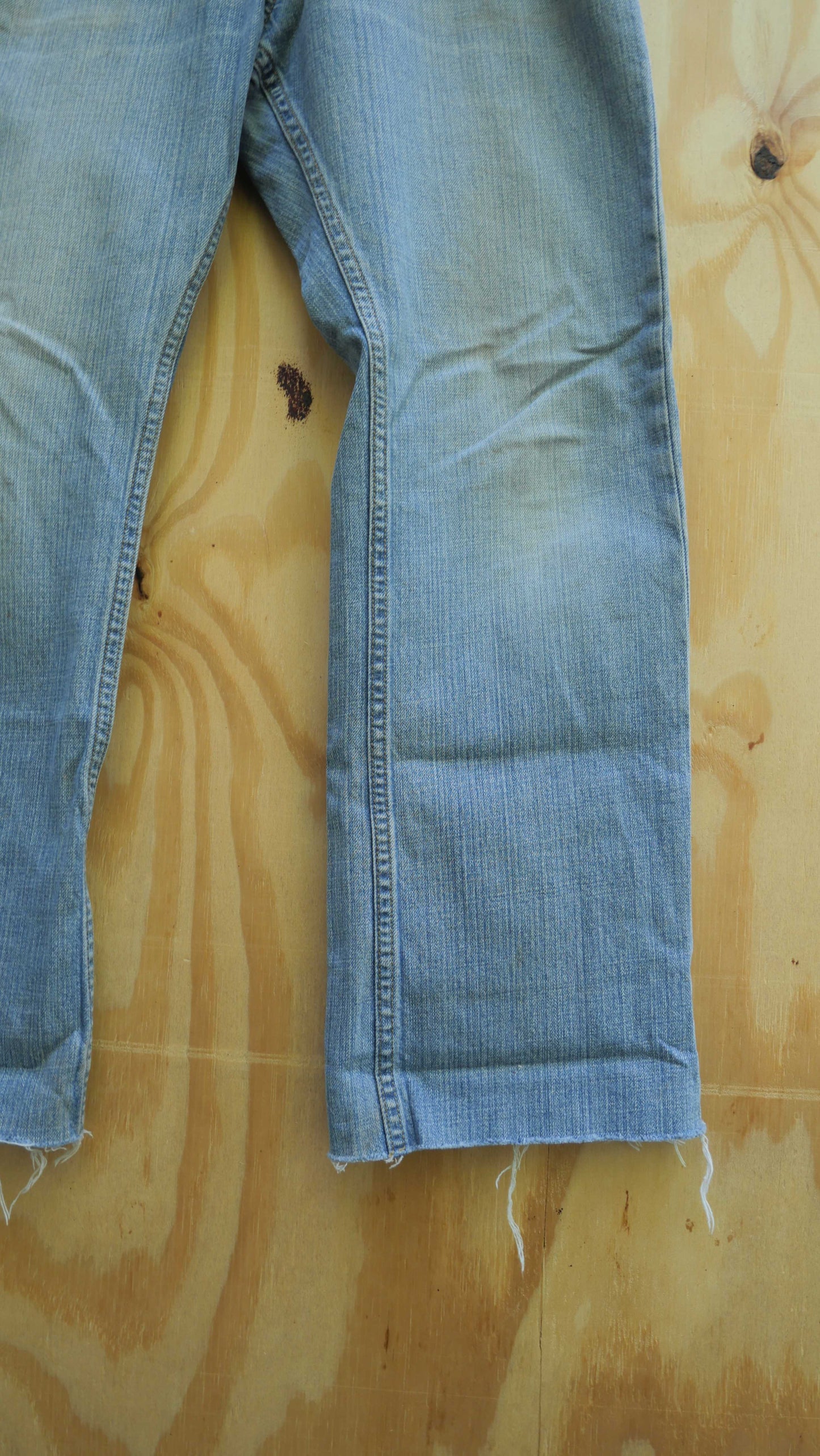 2000s Flared Levi's | 34