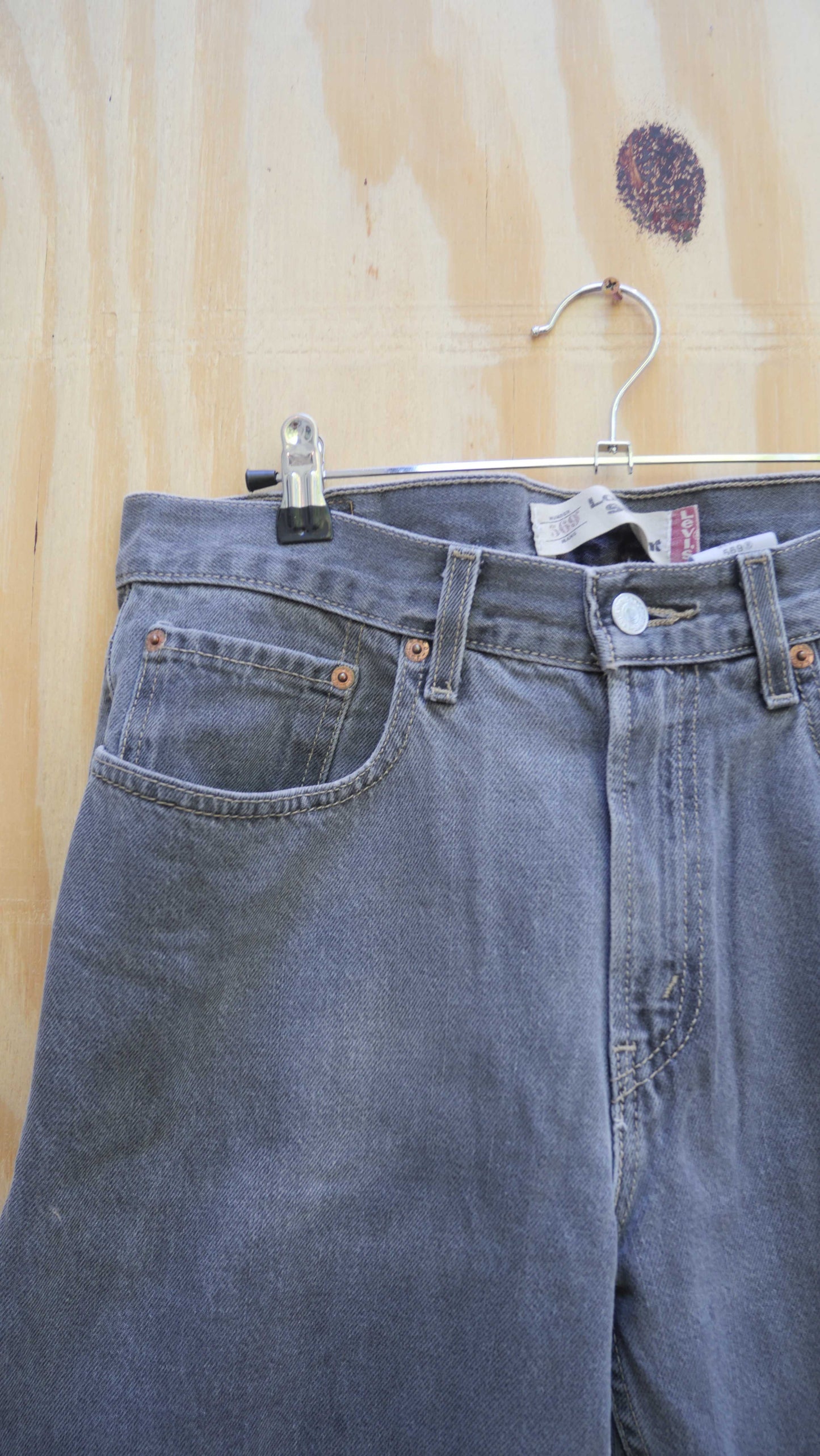 2000s Wide Leg Levi's | 32