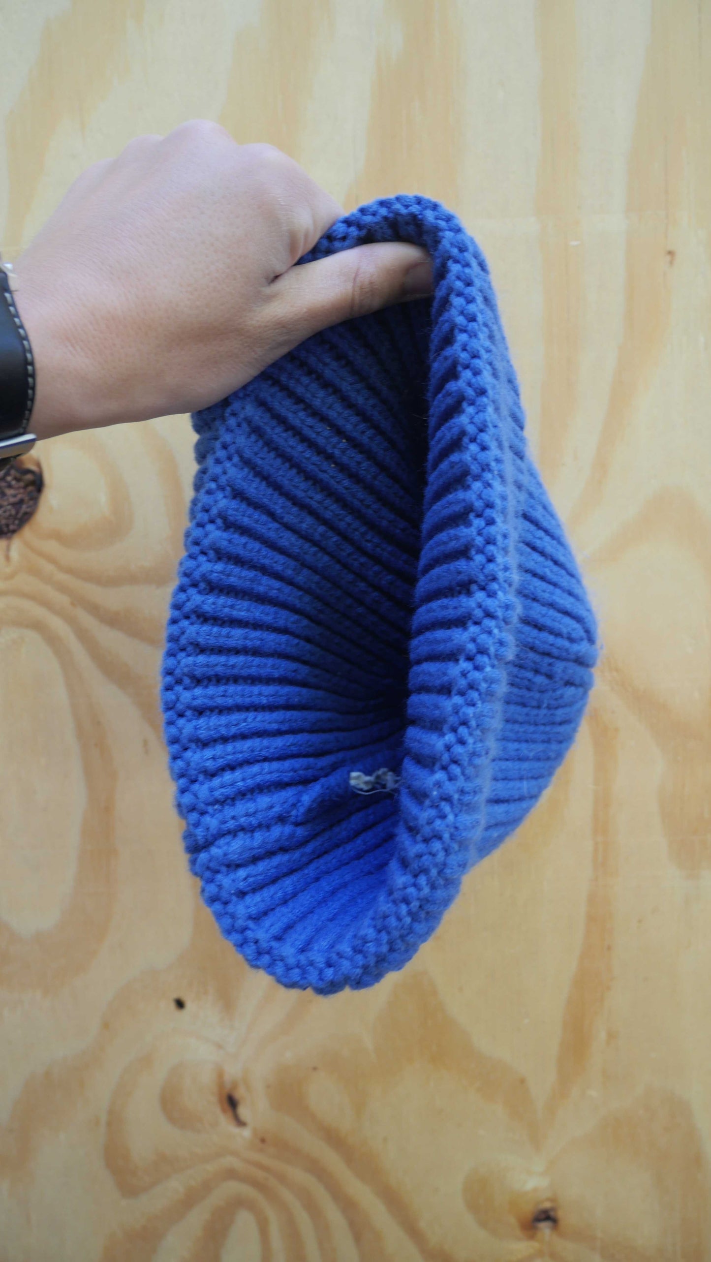 2000s Blue Knit Beanie