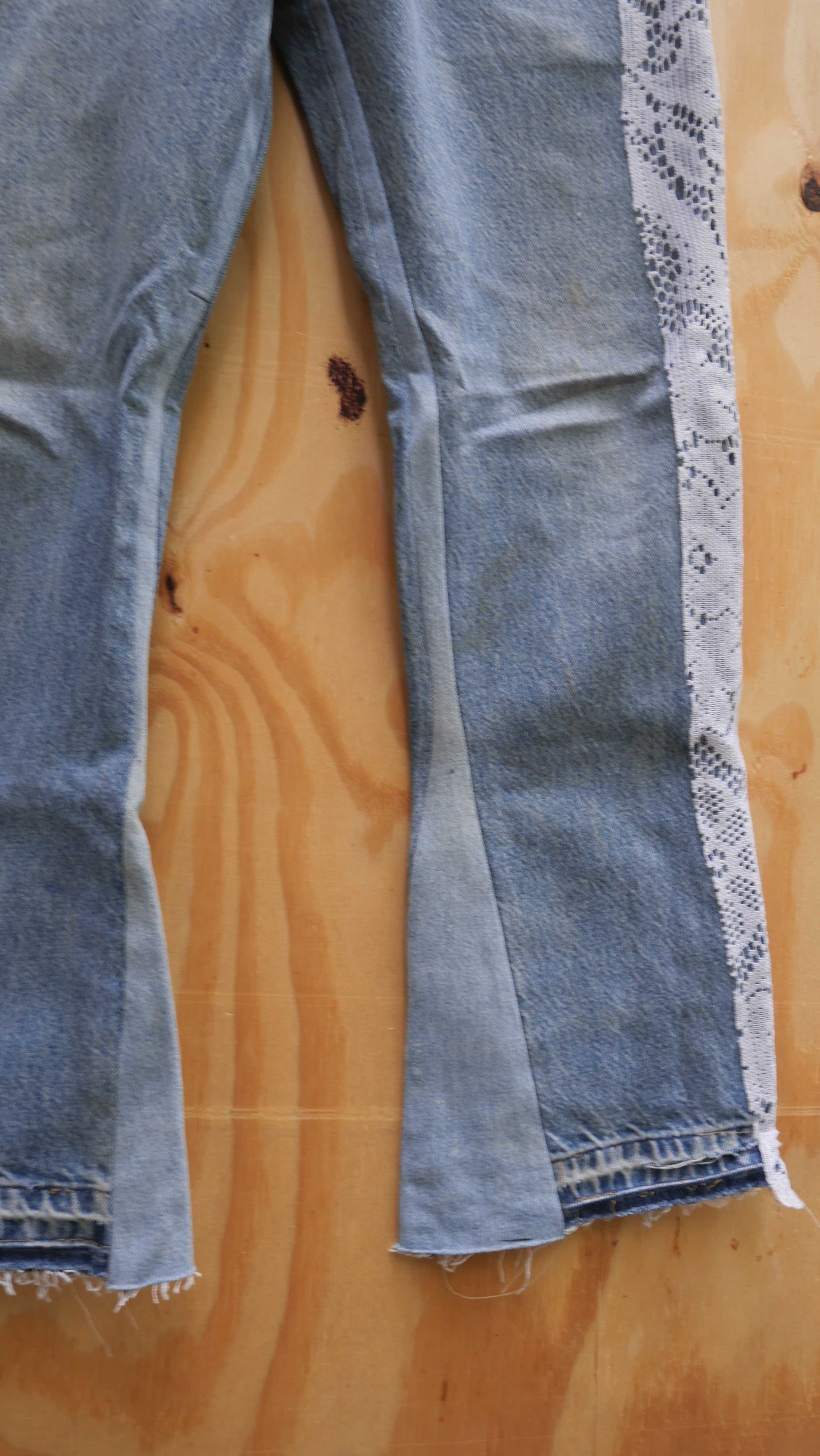 Flared Denim Mock Up | 32