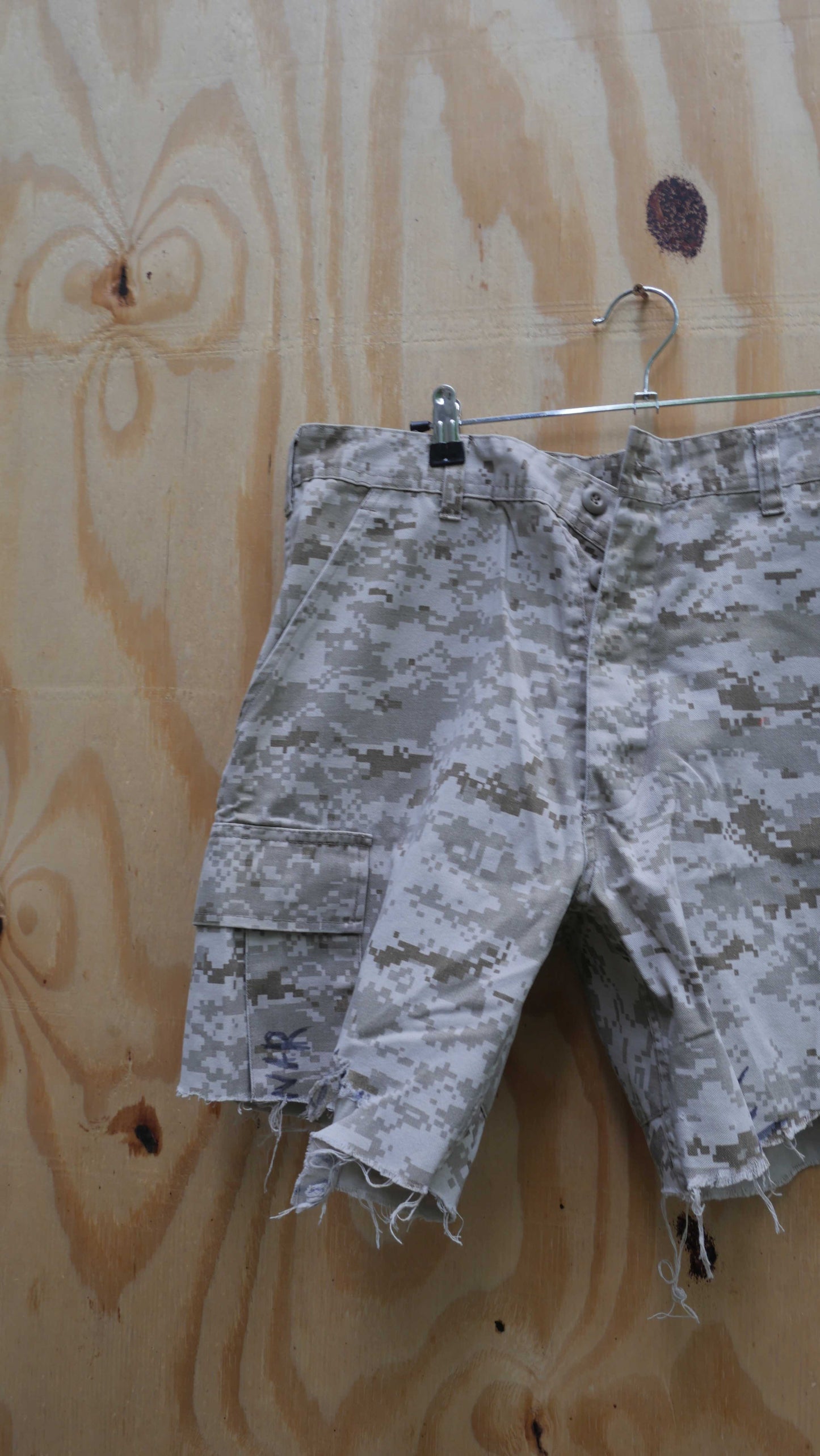 1990s Digital Camo Cut Offs | 32