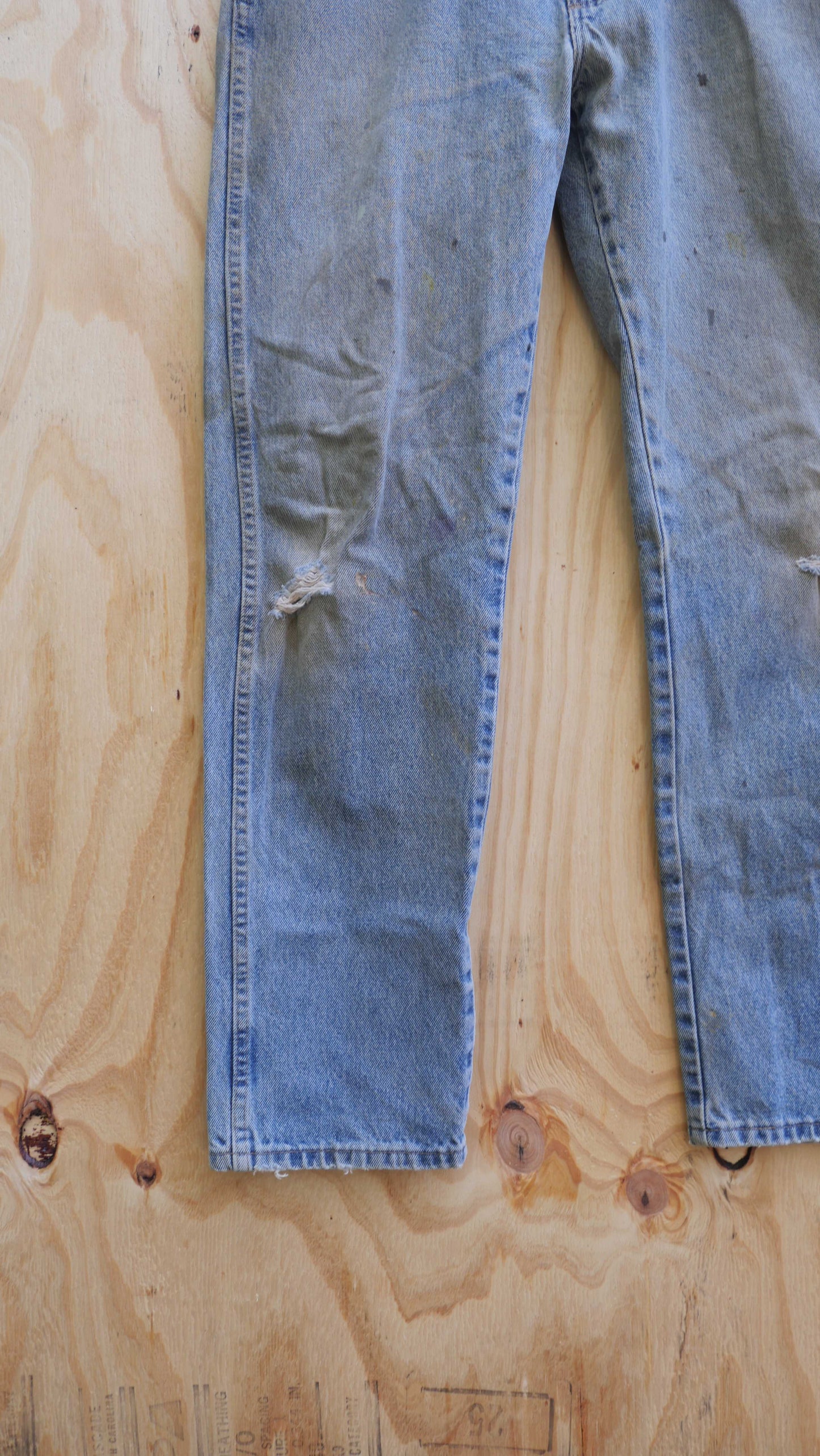 2000s Distressed Wrangler Denim | 33