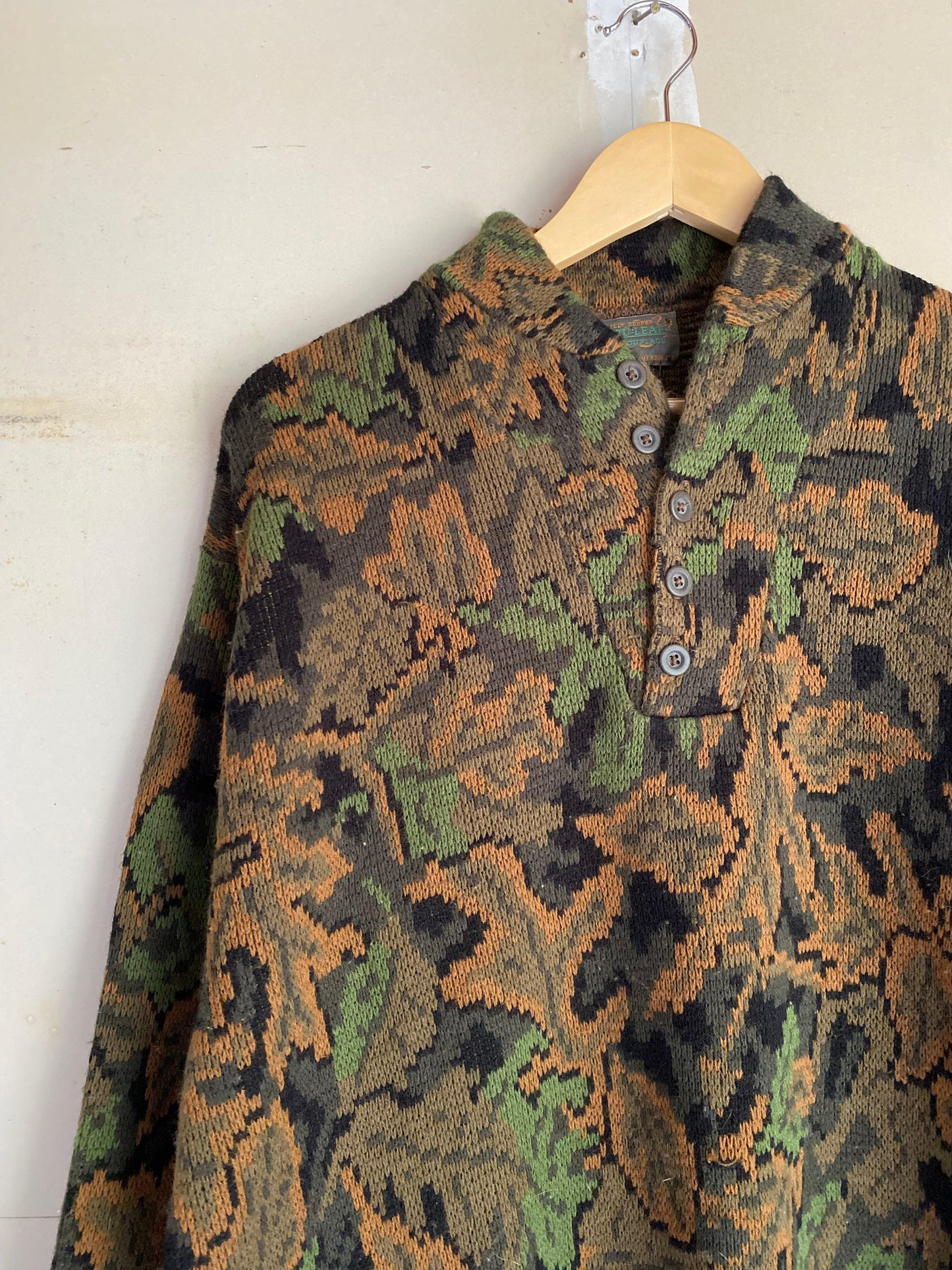 1980s Leaf Camo Sweater | L