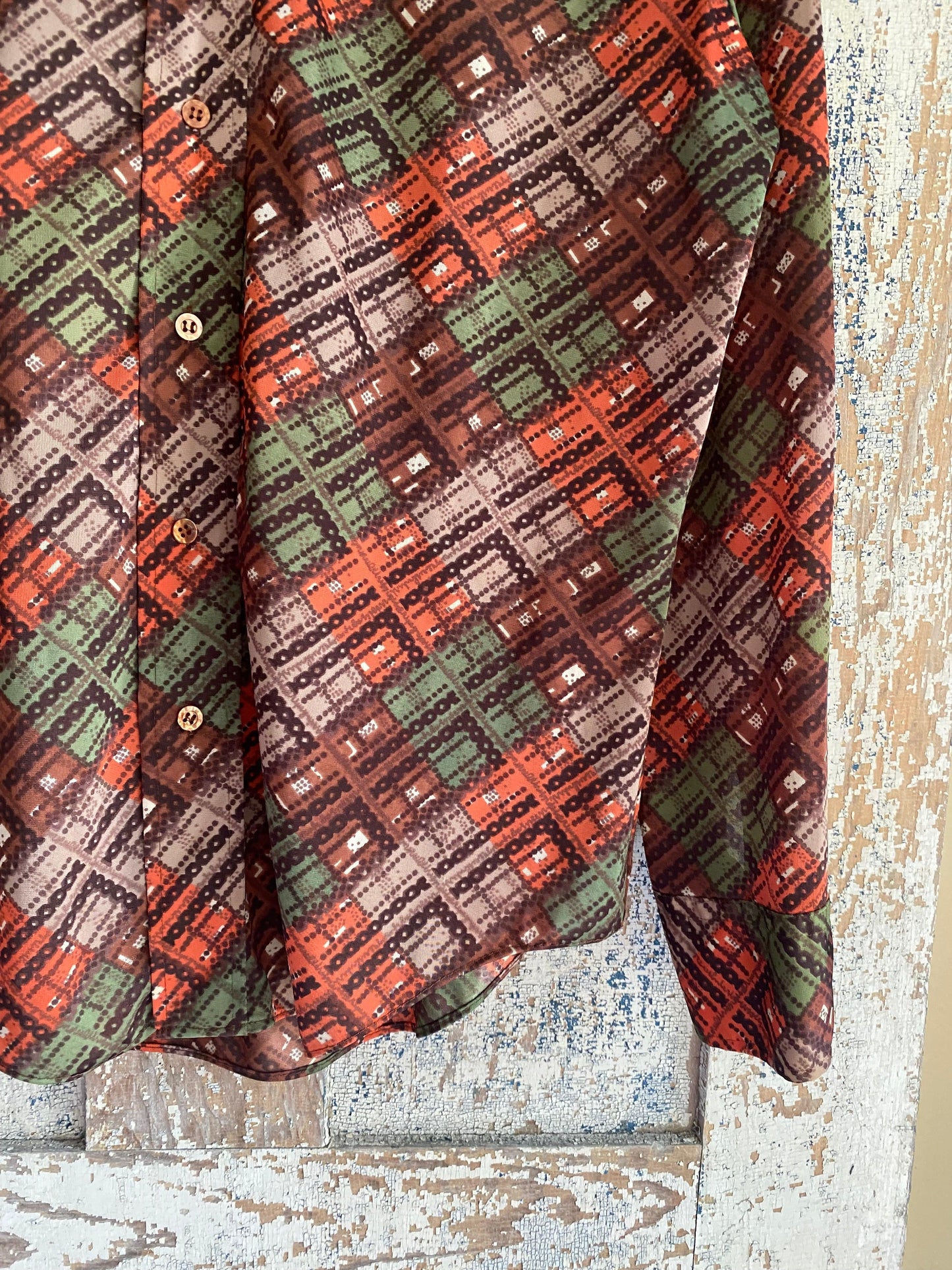 1970s Printed Nylon Shirt | L