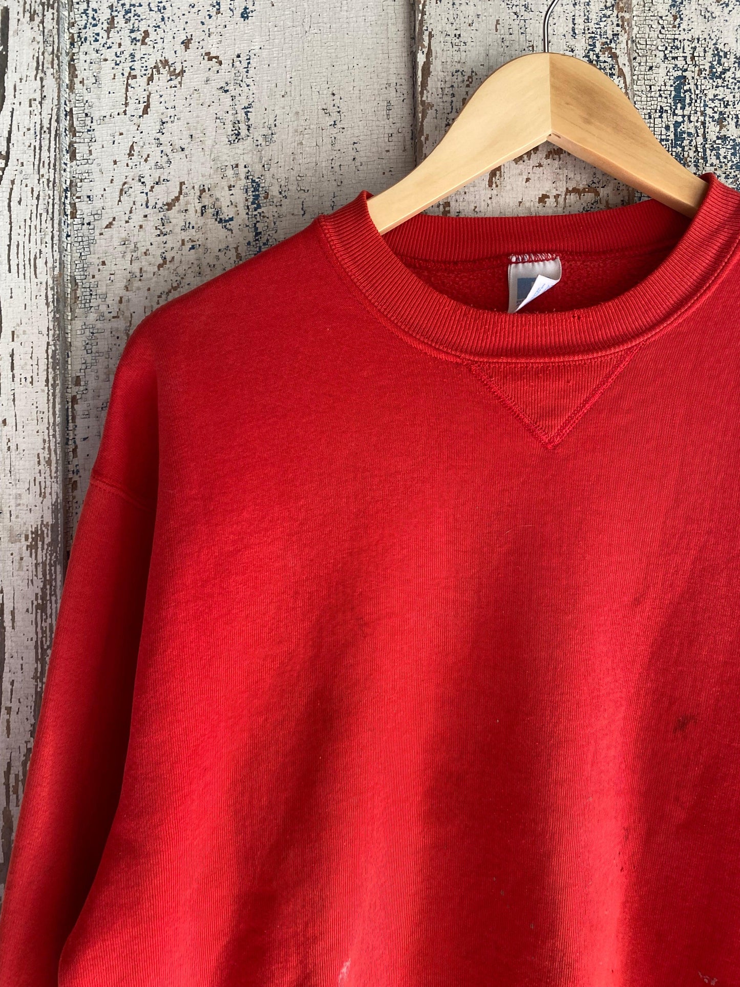 1980s Faded Red Russell Crewneck | L