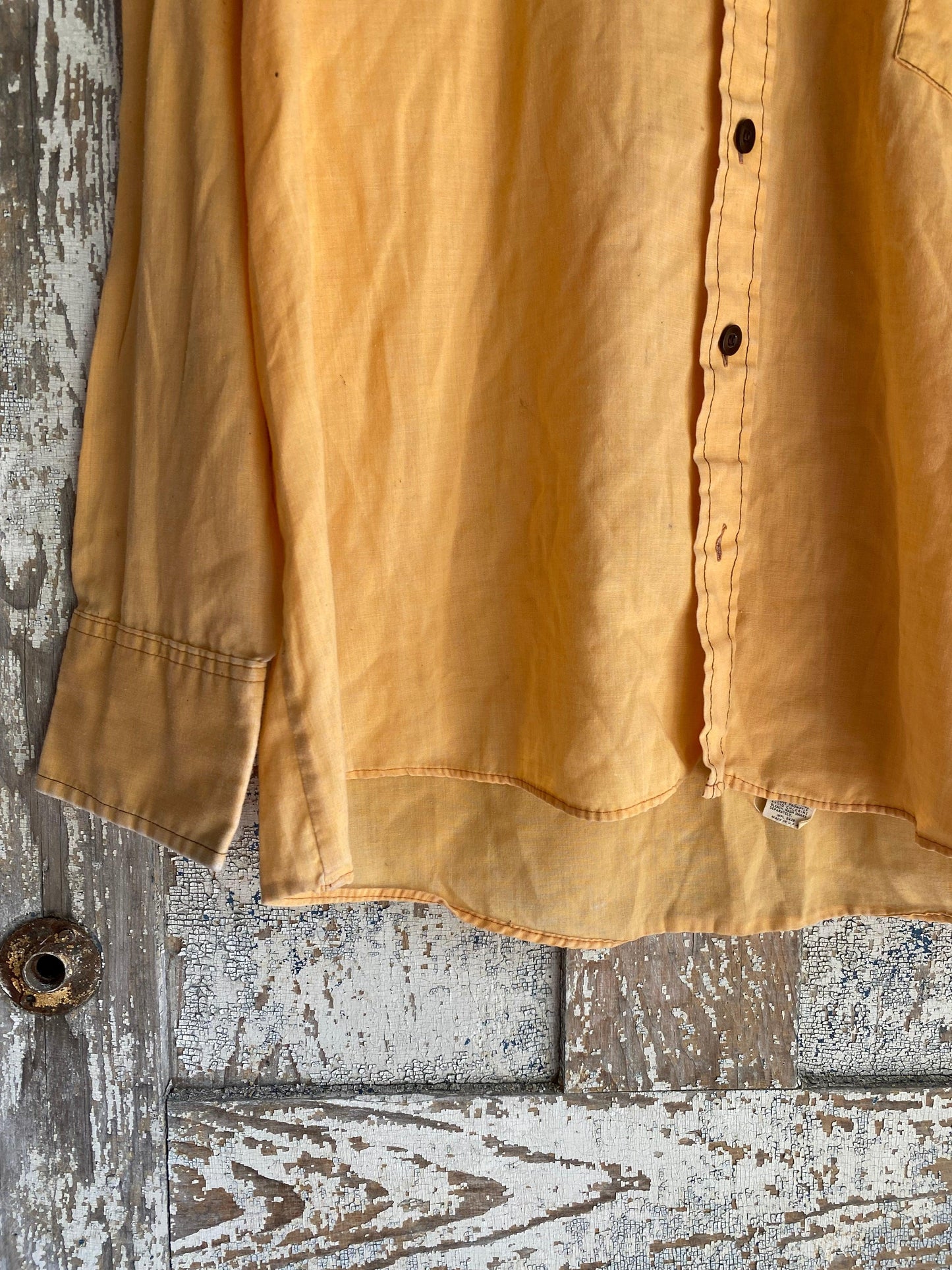 1970s Faded Boxy Button Up | L