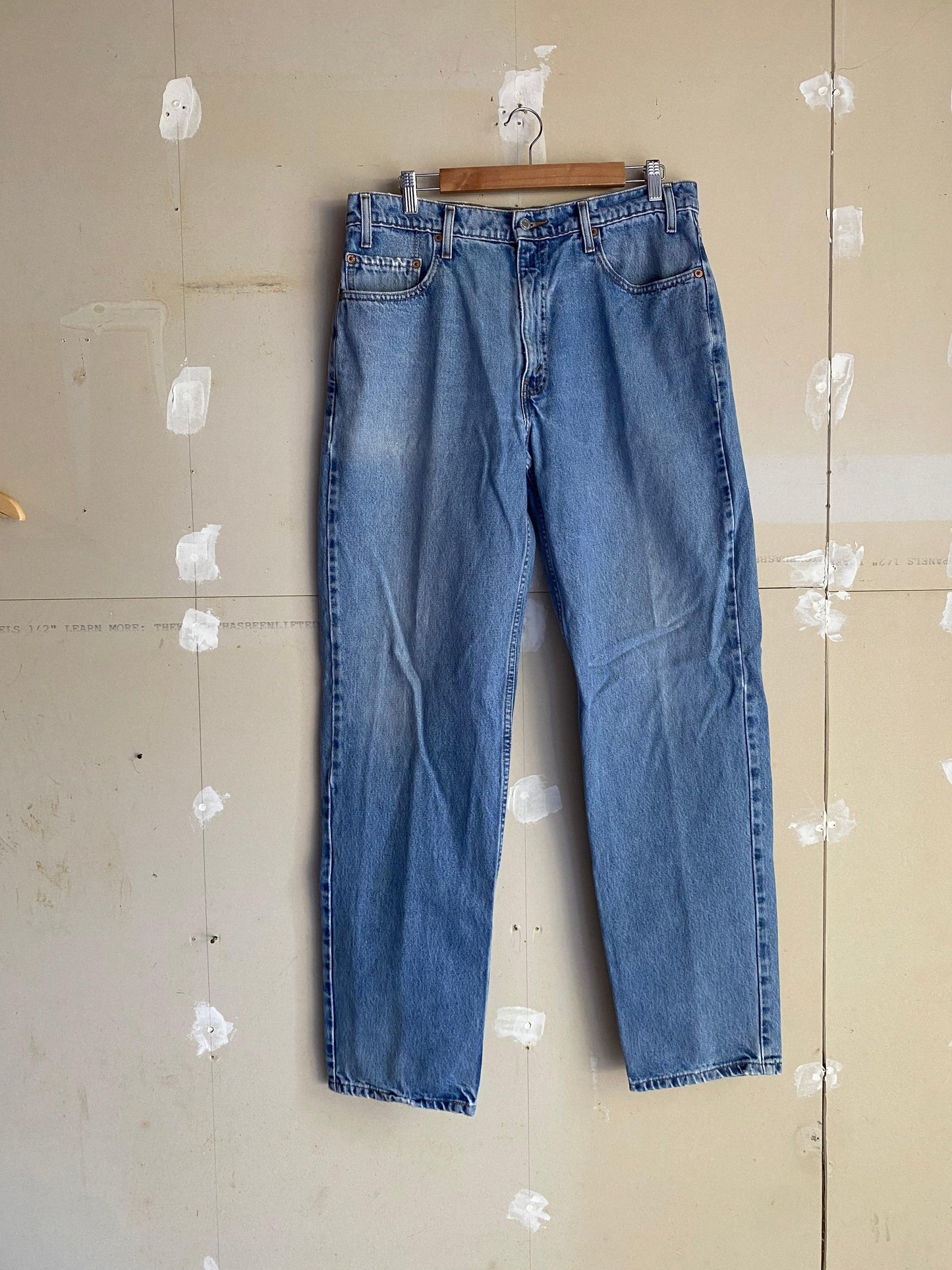 1990s Levis Light Wash Denim | 36
