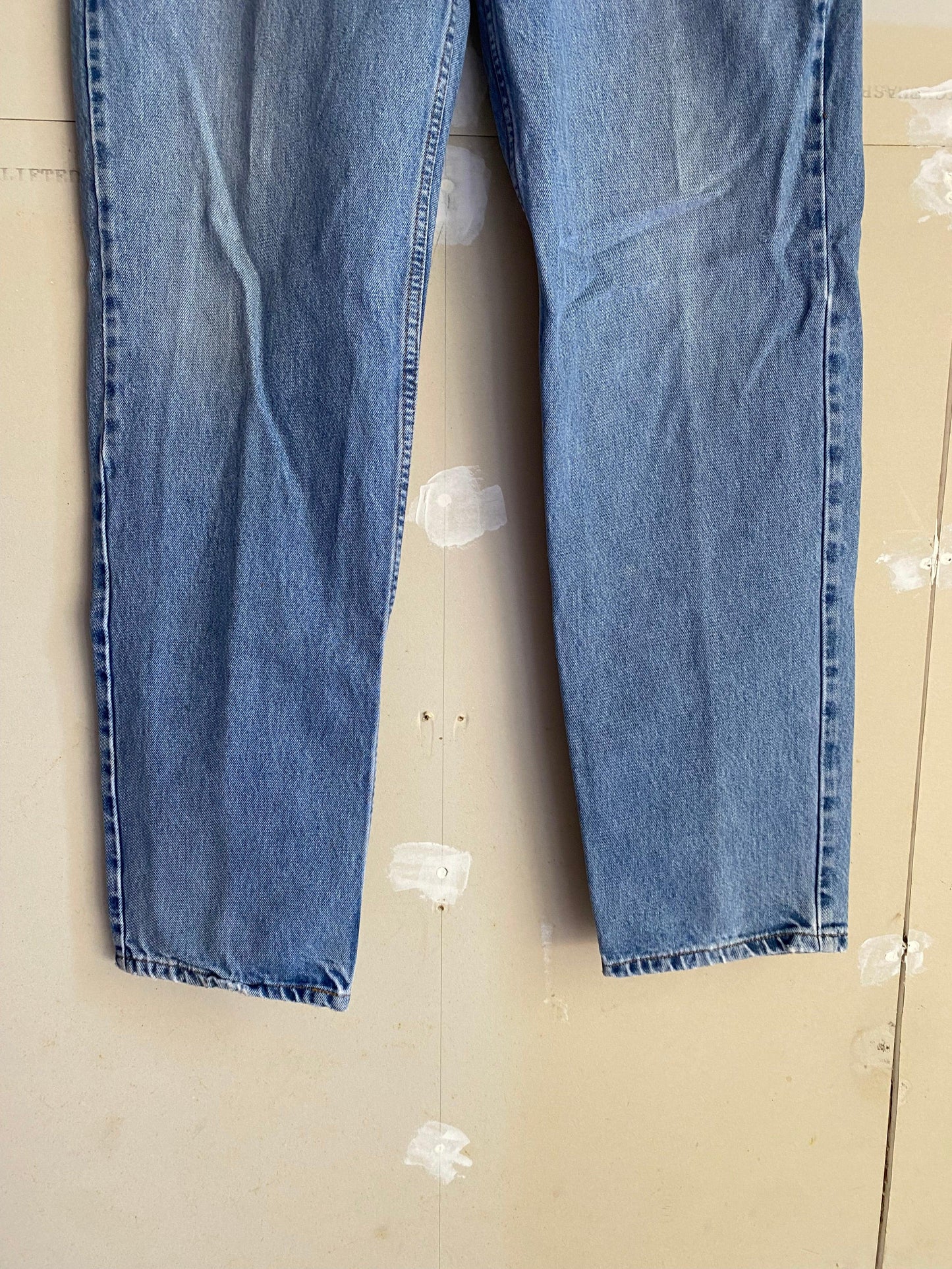 1990s Levis Light Wash Denim | 36