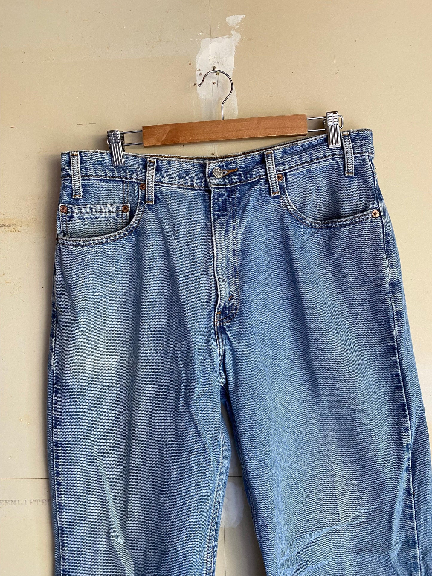1990s Levis Light Wash Denim | 36