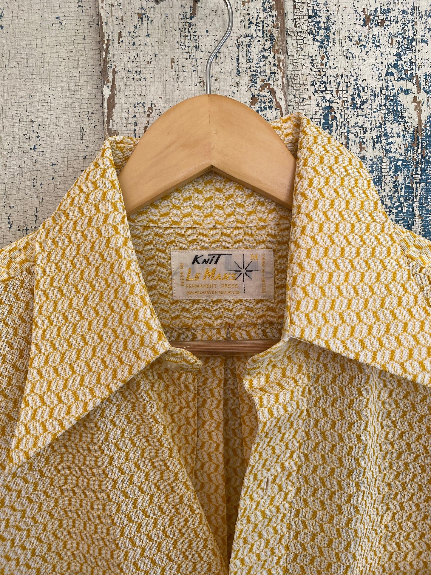 1970s Knit Button Up | L
