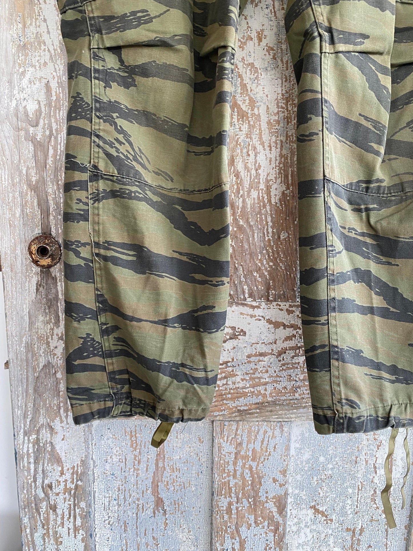1990s Tiger Camo Pants | 34