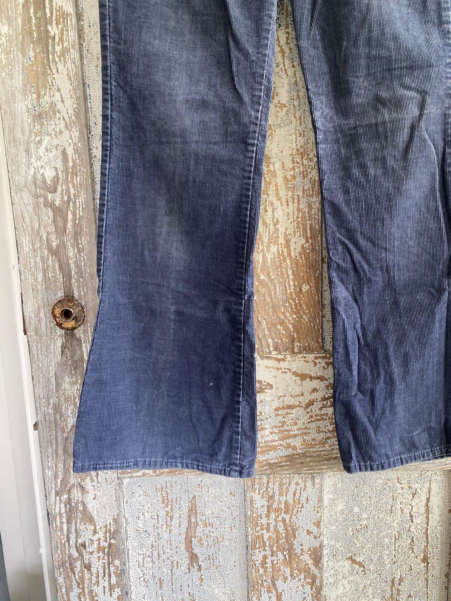 1970s Flared Corduroy Pants | 29