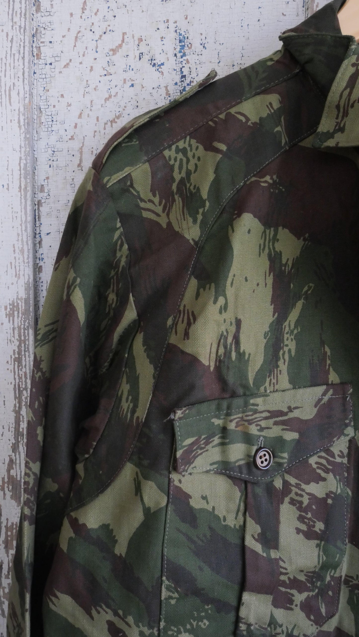 1970s Brushstroke Camo Shirt | M