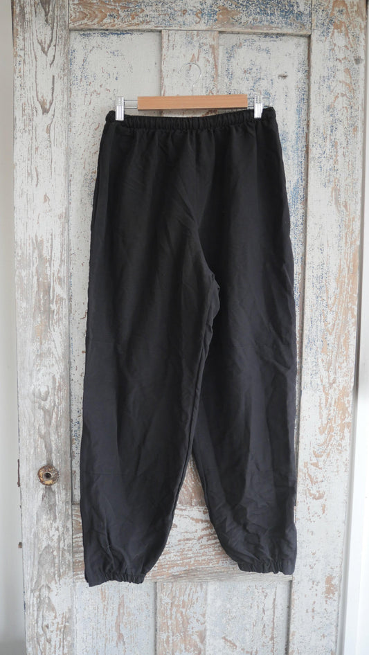 1990s Black Parachute Pants | 32