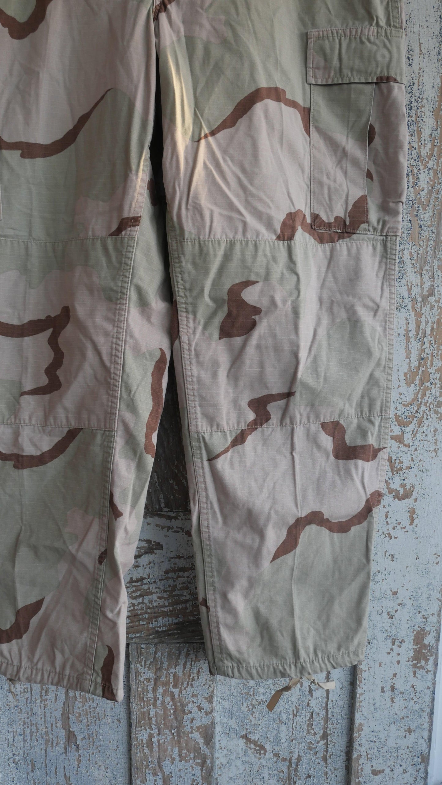 1990s Desert Camo Cargos | 38