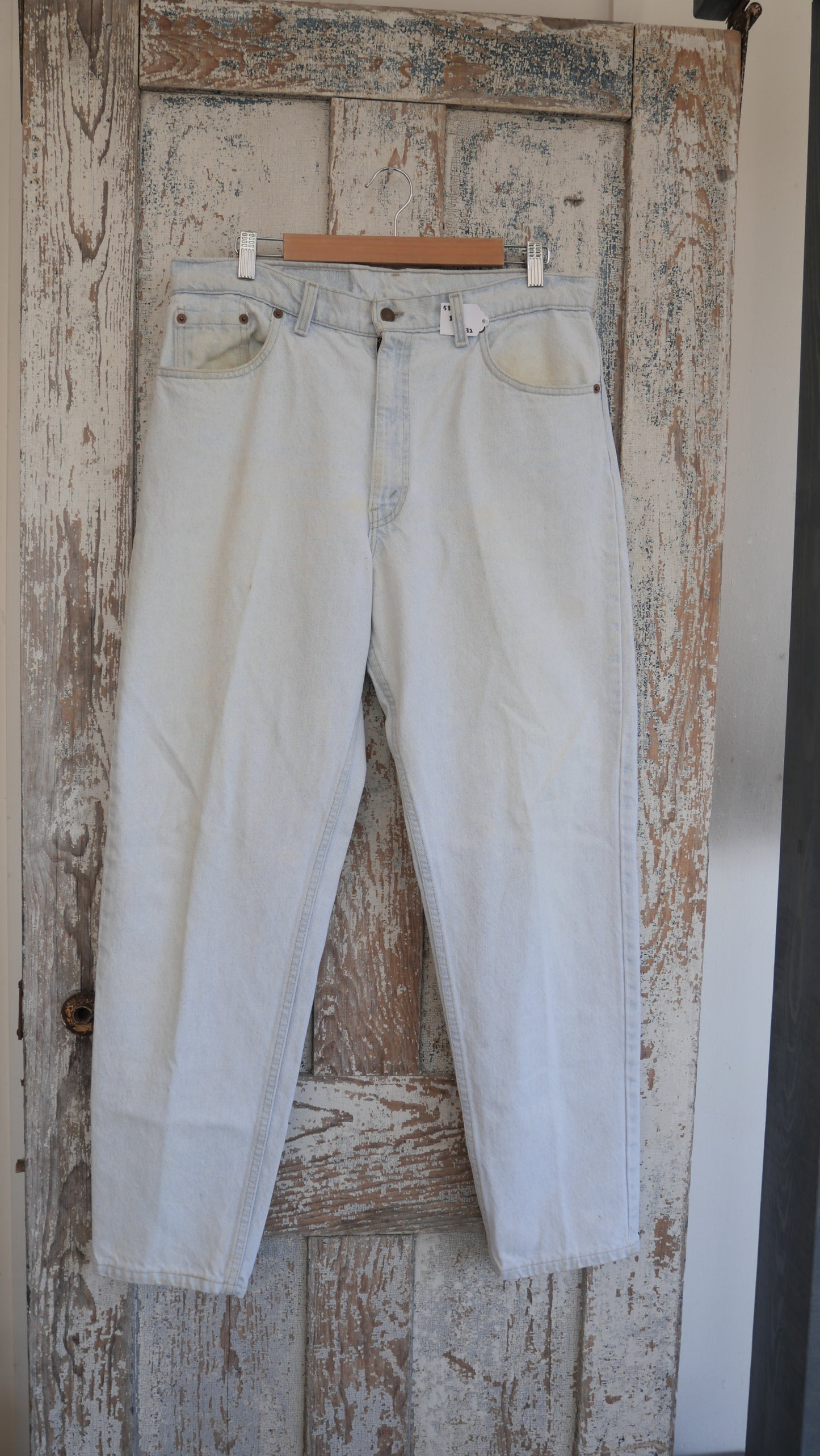 1990s Light Wash Levis 505 | 36