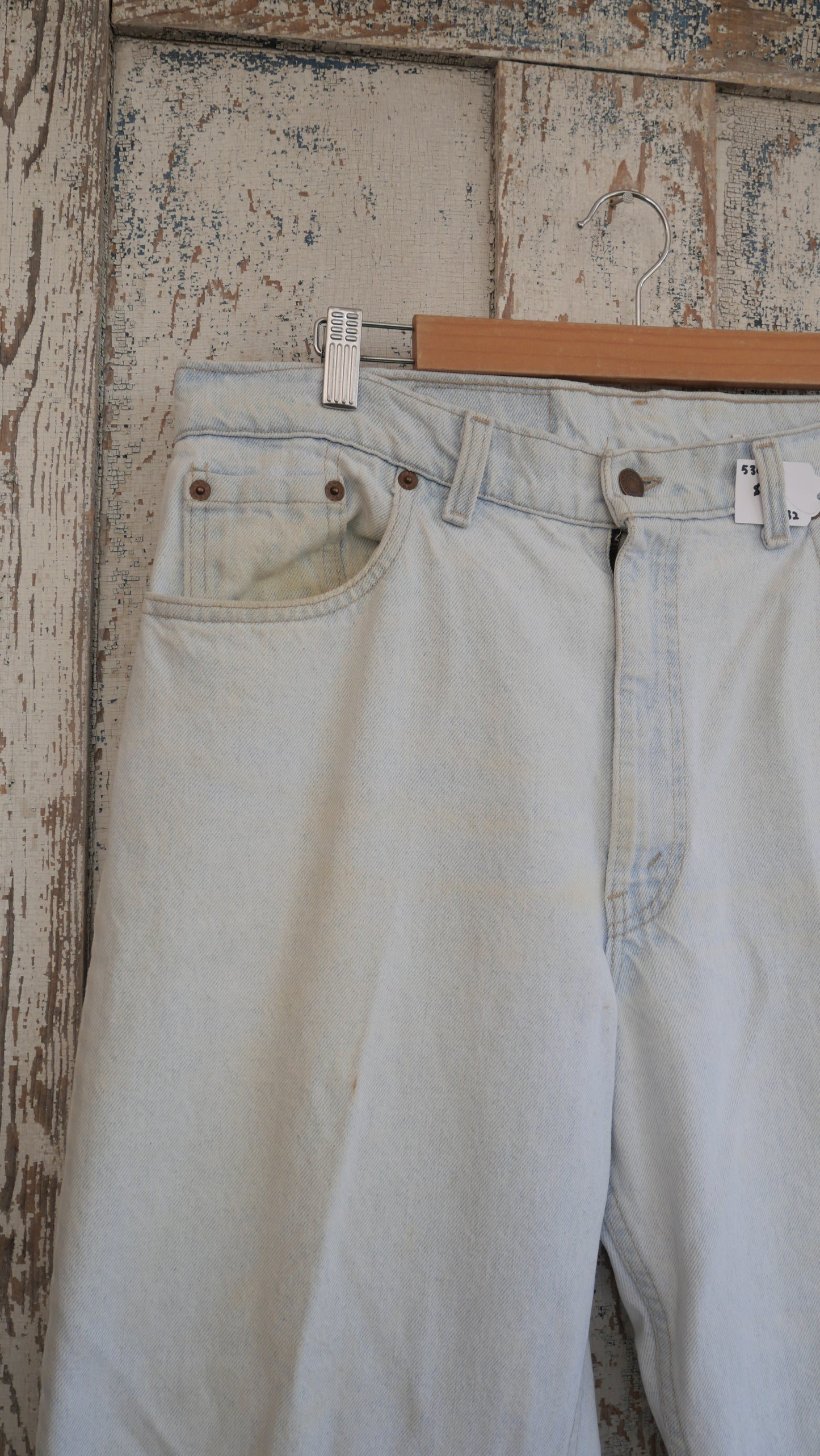 1990s Light Wash Levis 505 | 36