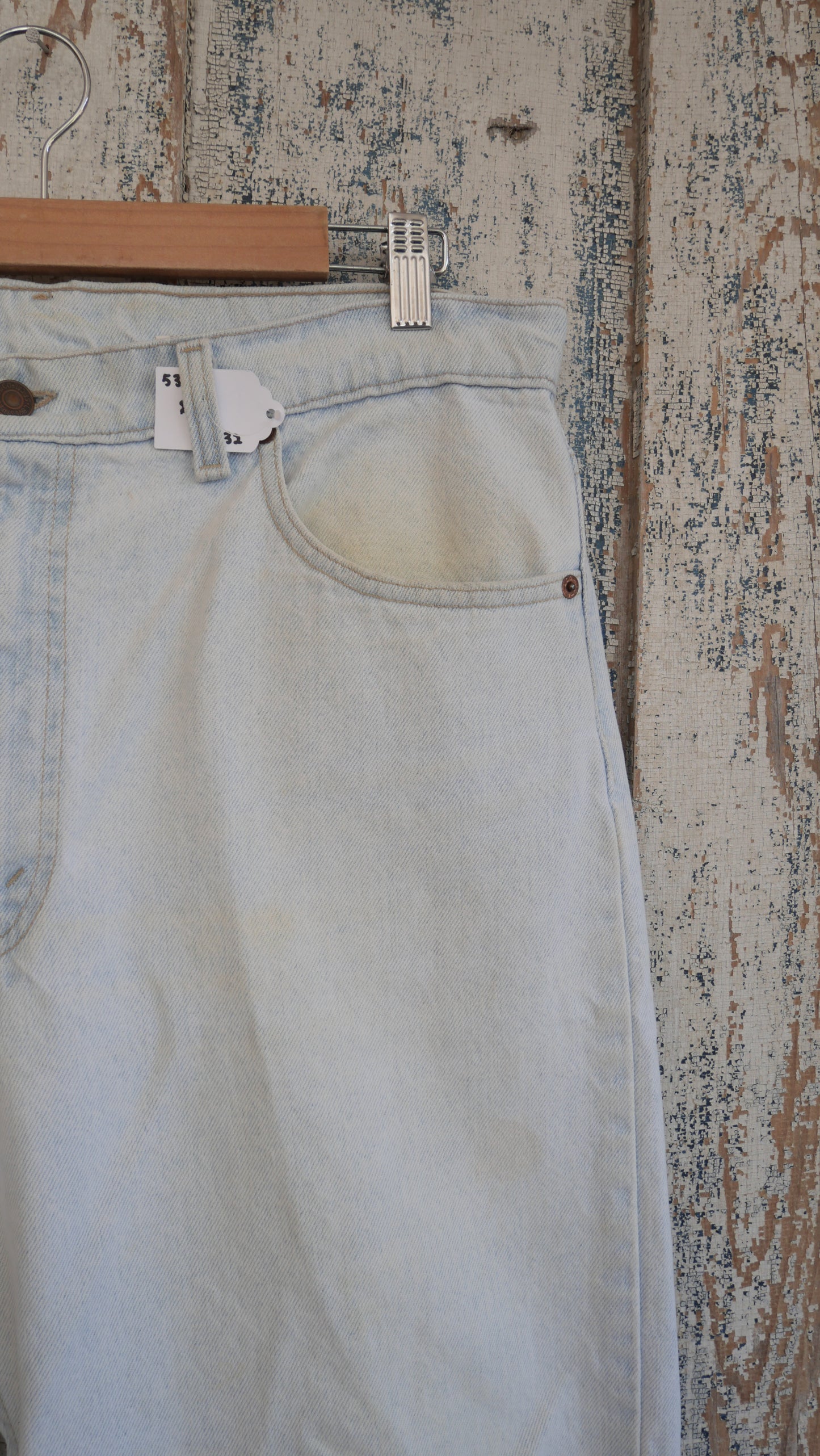 1990s Light Wash Levis 505 | 36