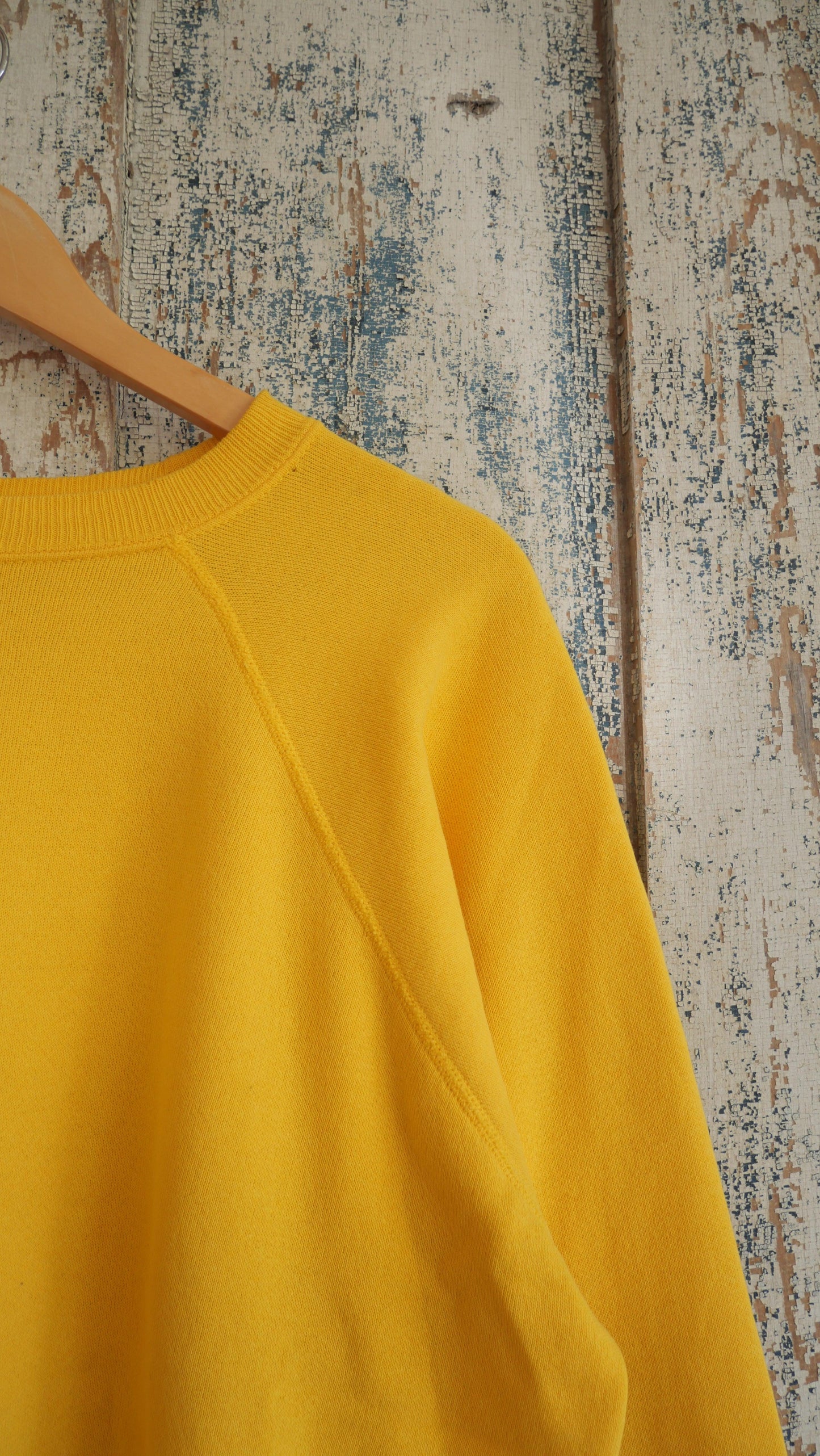 1980s Yellow Raglan Crewneck | L