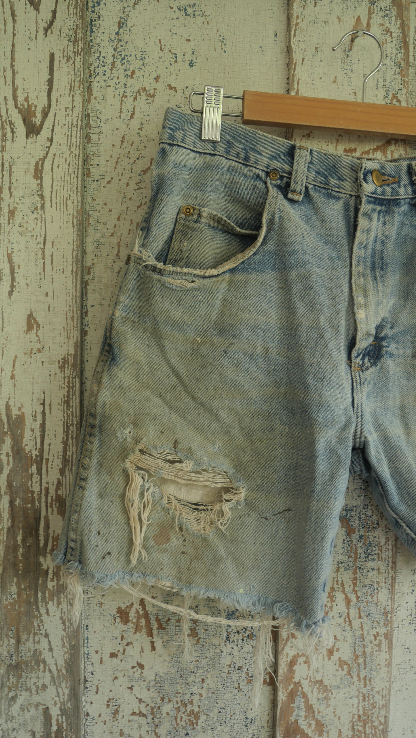 2000s Distressed Wrangler Shorts | 31