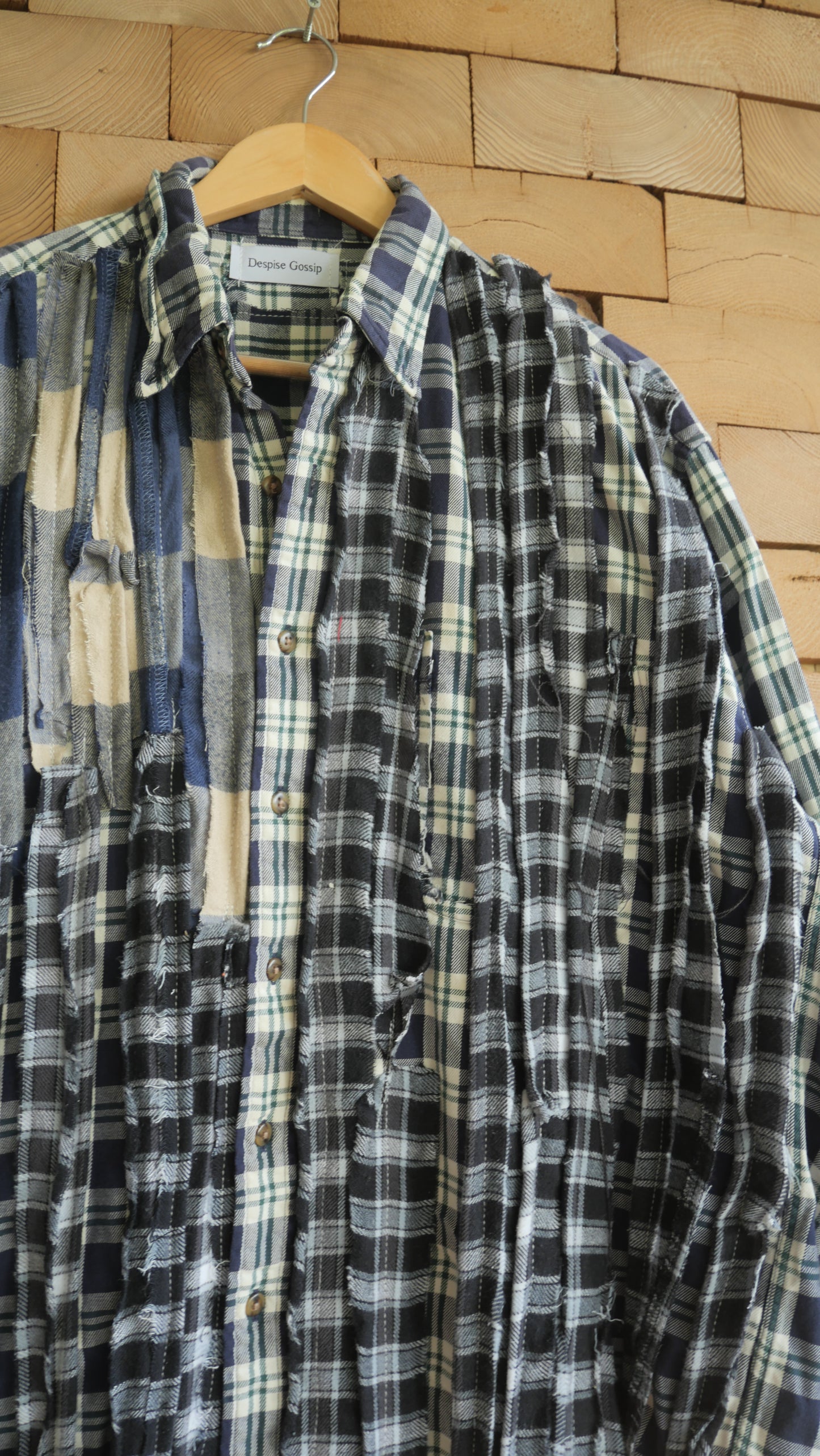 Despise Gossip Flag Flannel | XL