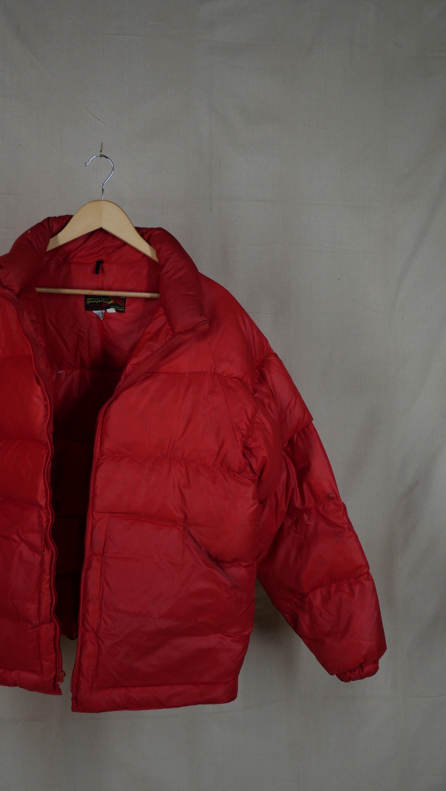 1990s Red Puffer Jacket | L